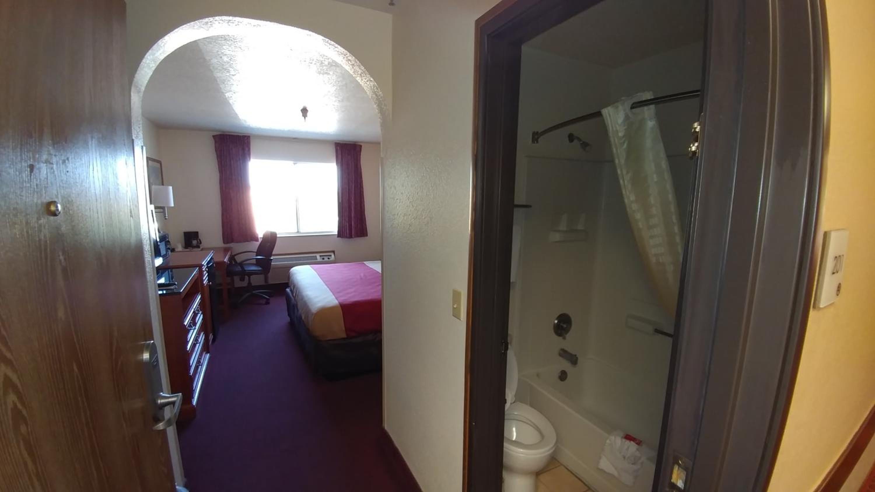 King Room - Smoking  - Photo 2