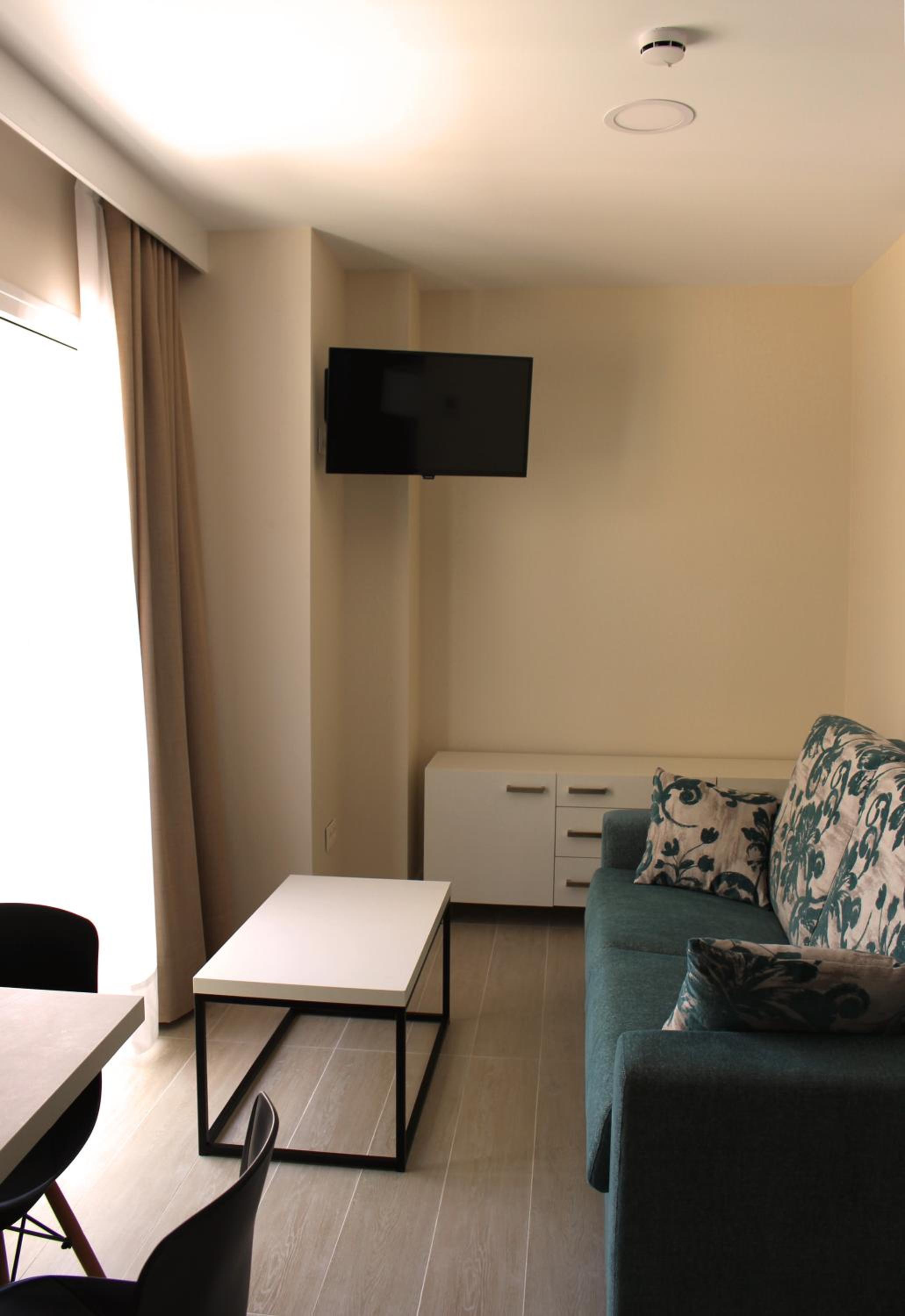 Apartamento de una habitación con vista a la calle