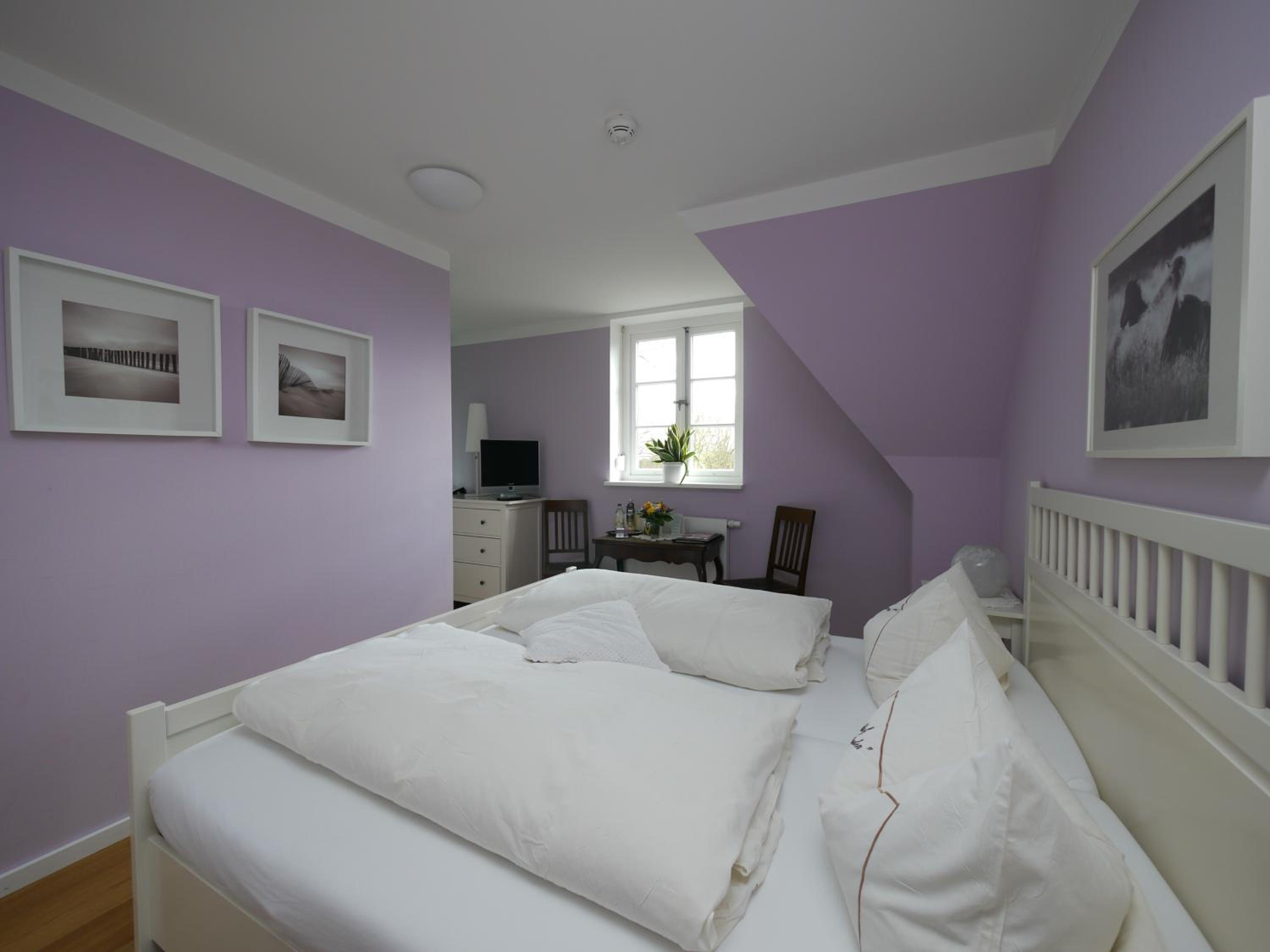 Double or Twin Room - Photo 2