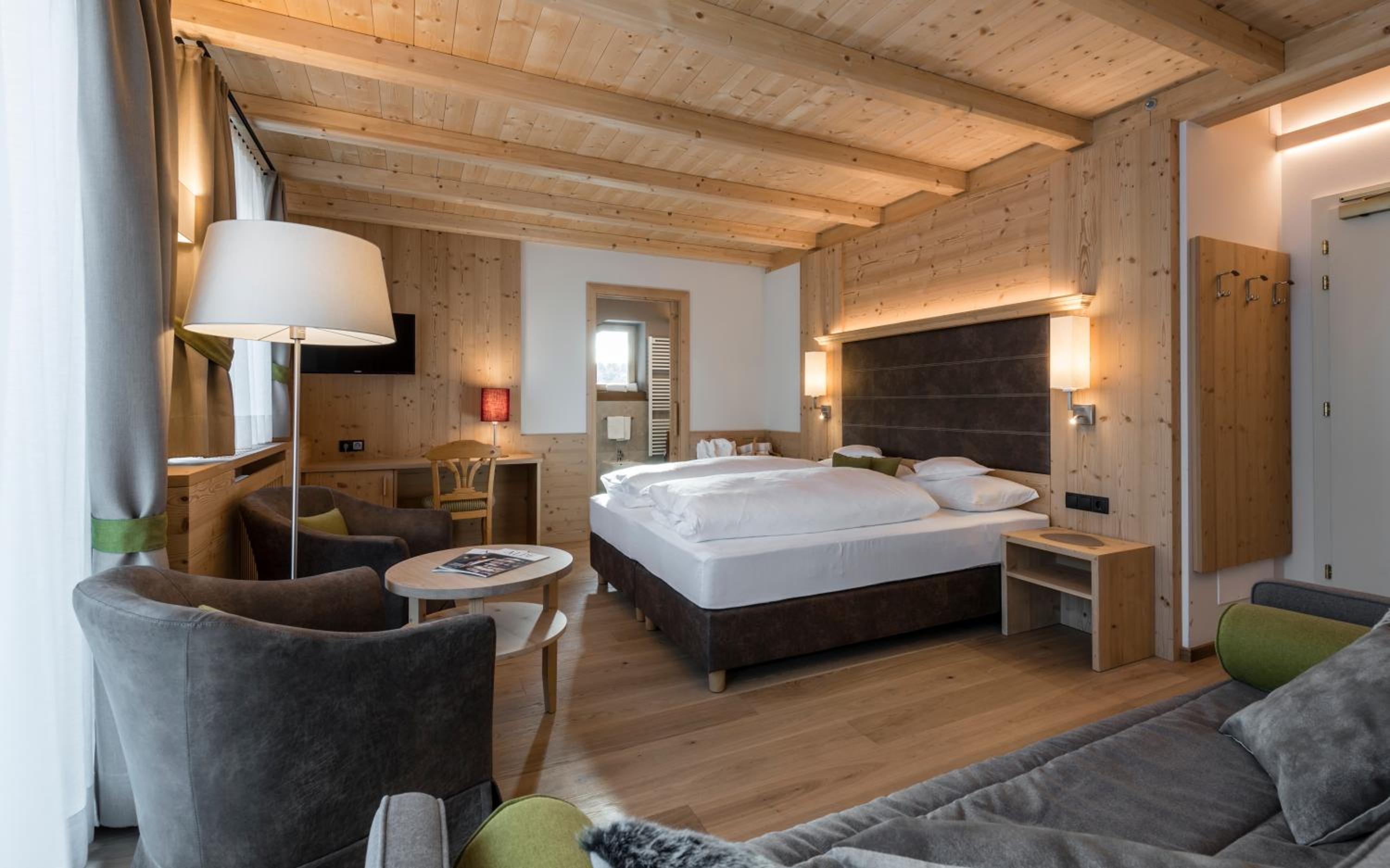 Deluxe Double Room - Photo 1