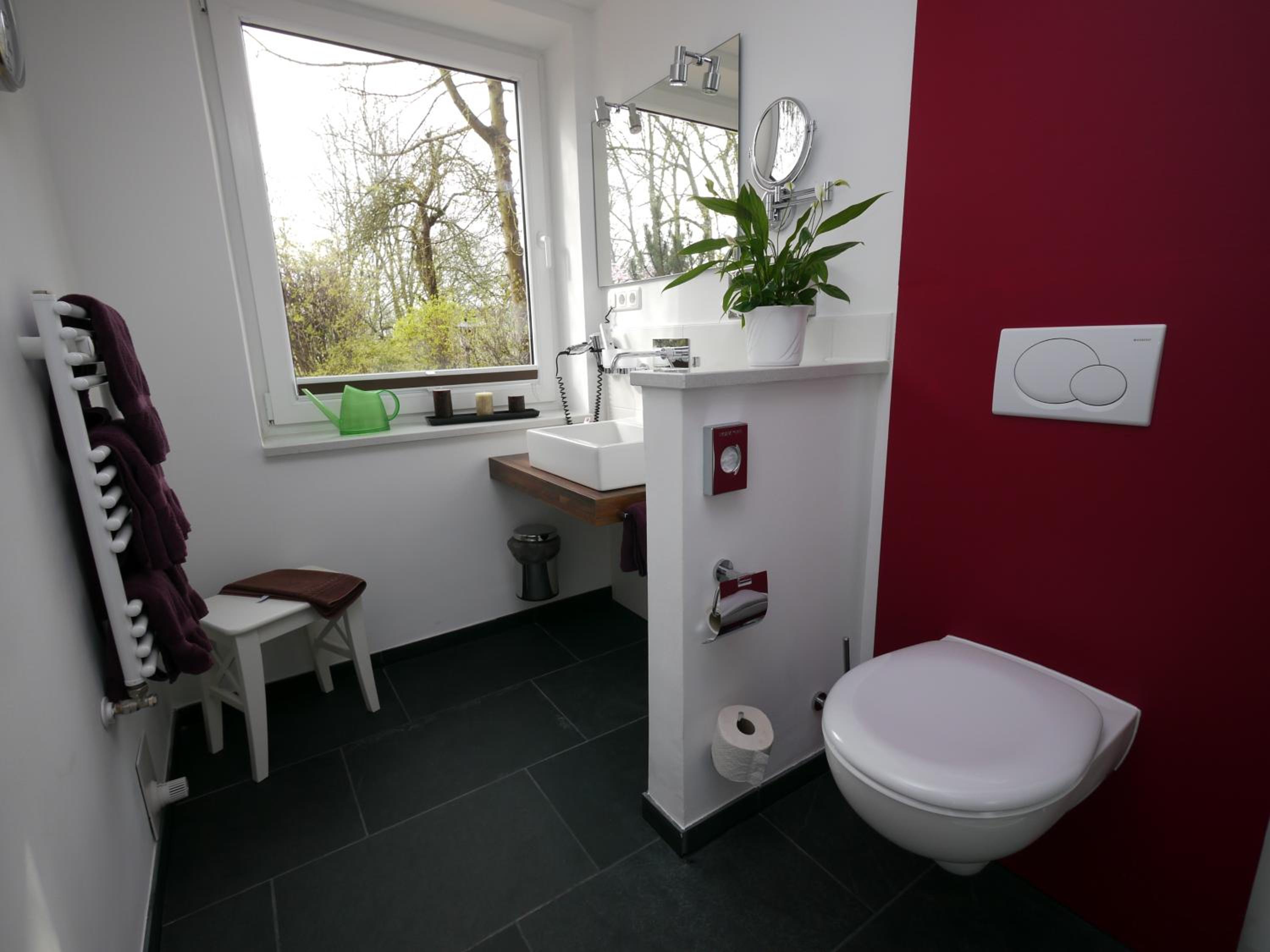 Suite - Photo 7
