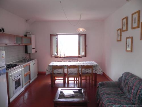 Two-Bedroom House photo 2