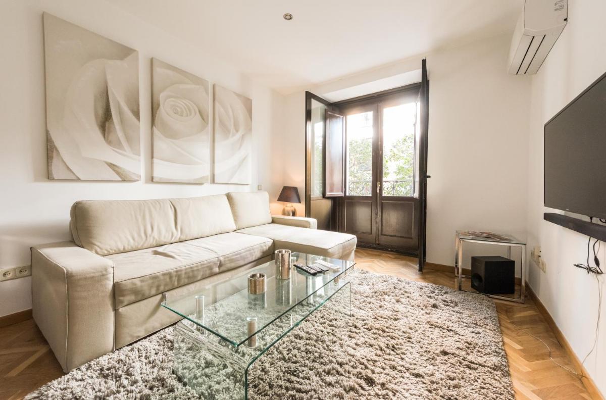 Superior Apartment photo 3