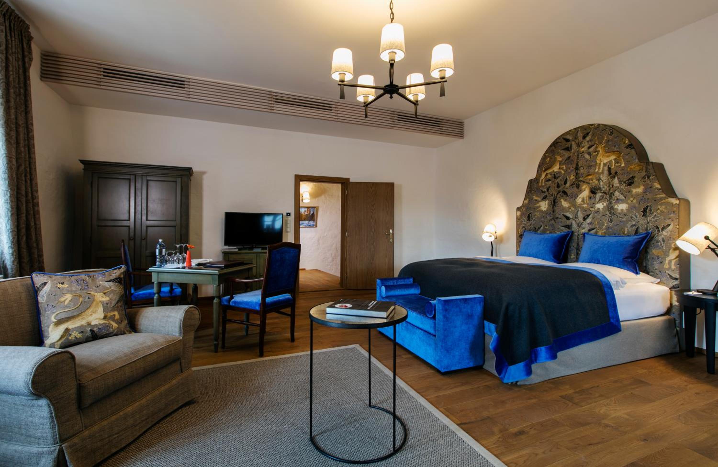 Junior Suite - Photo 1