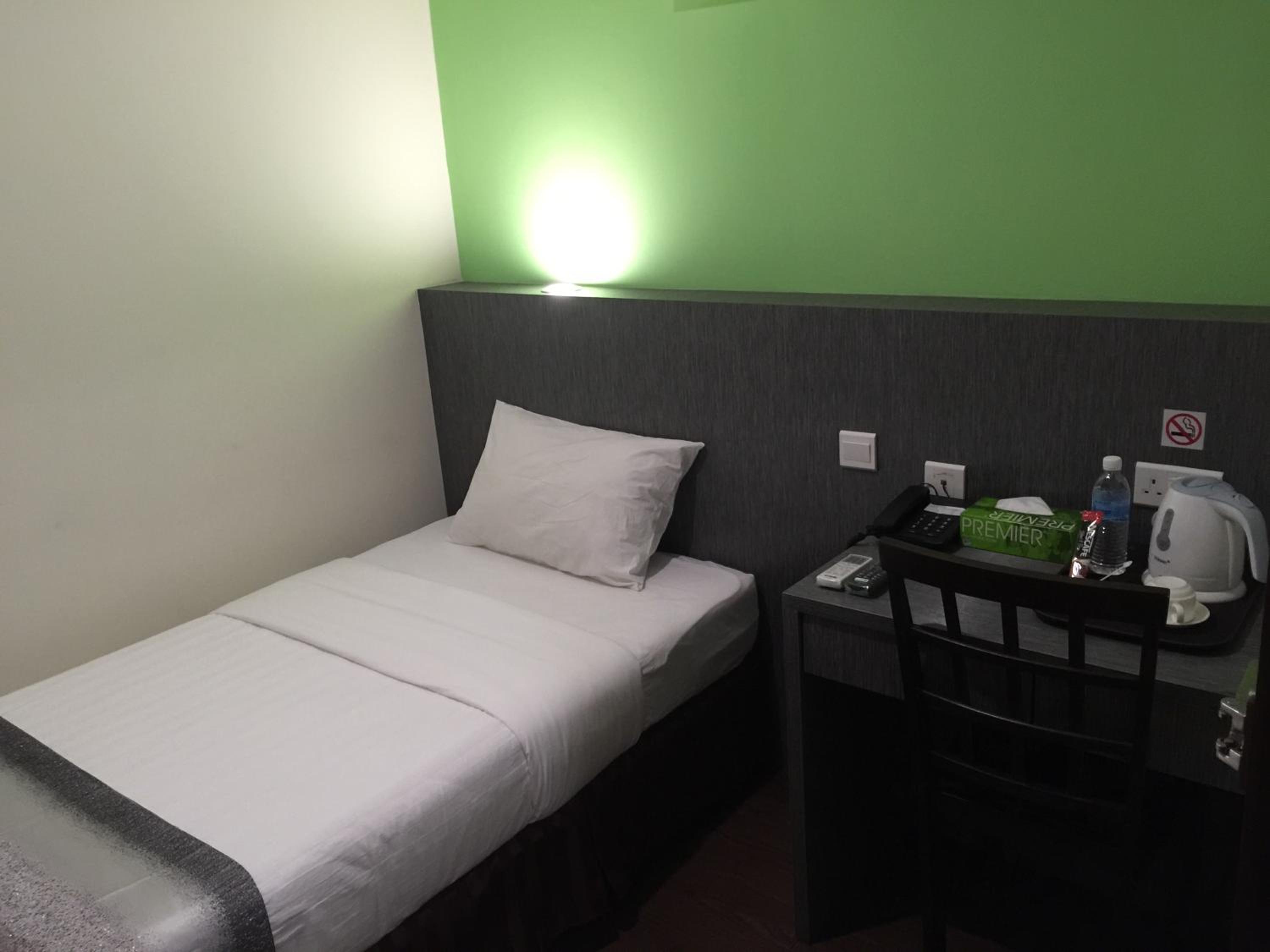 Standard Single Room (No Window) photo 2