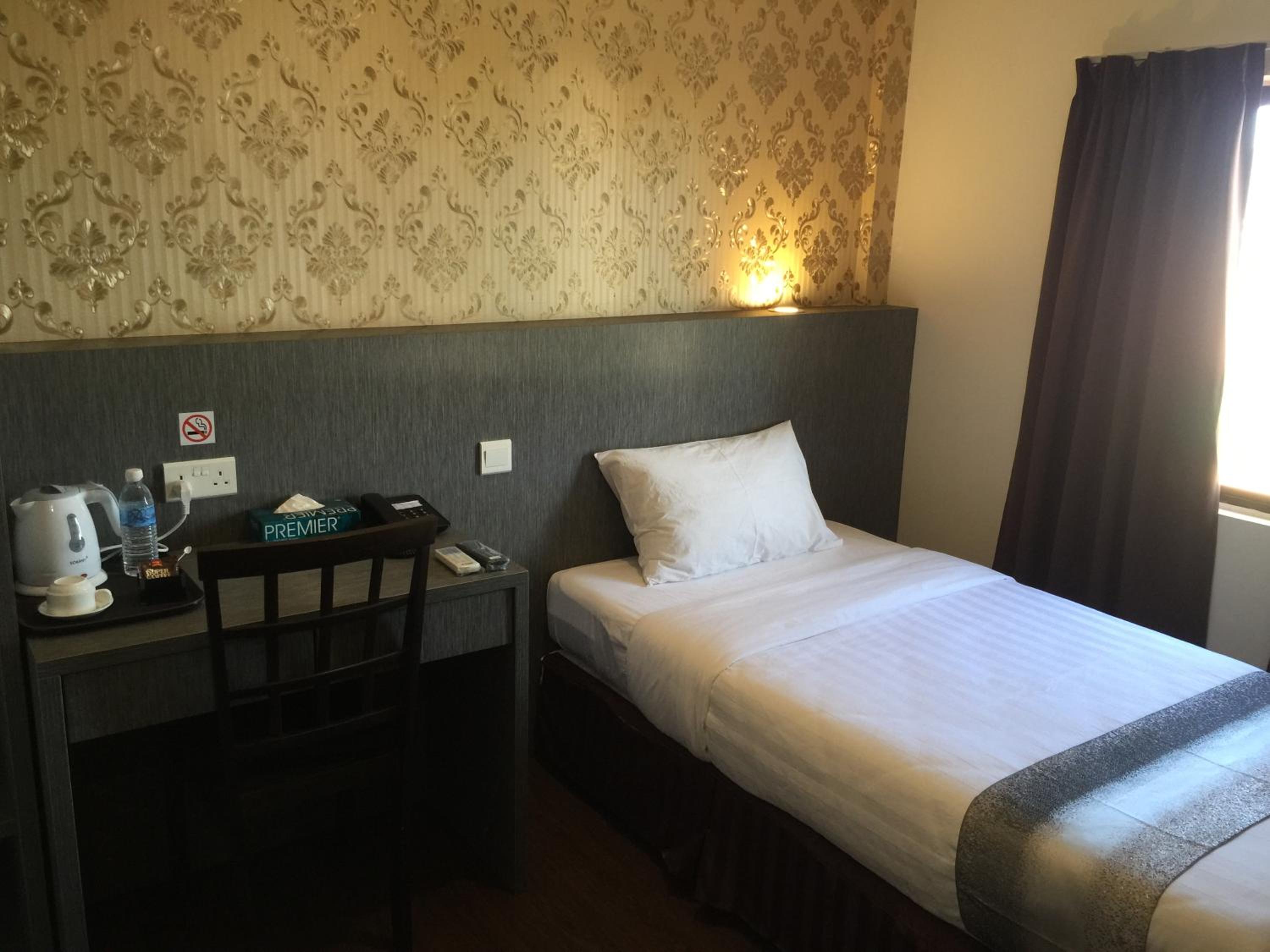 Deluxe Single Room photo 3