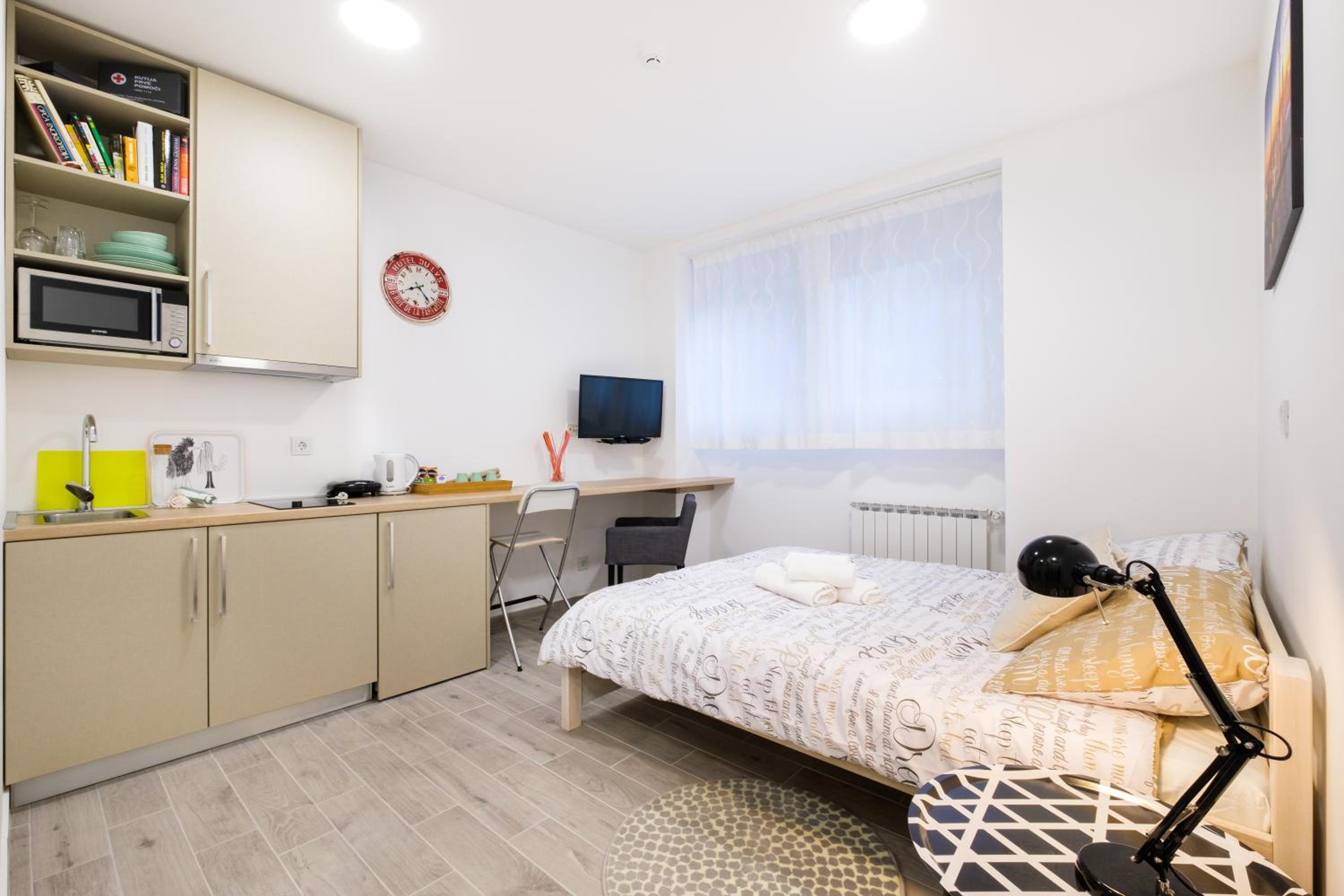 Studio With Double Bed