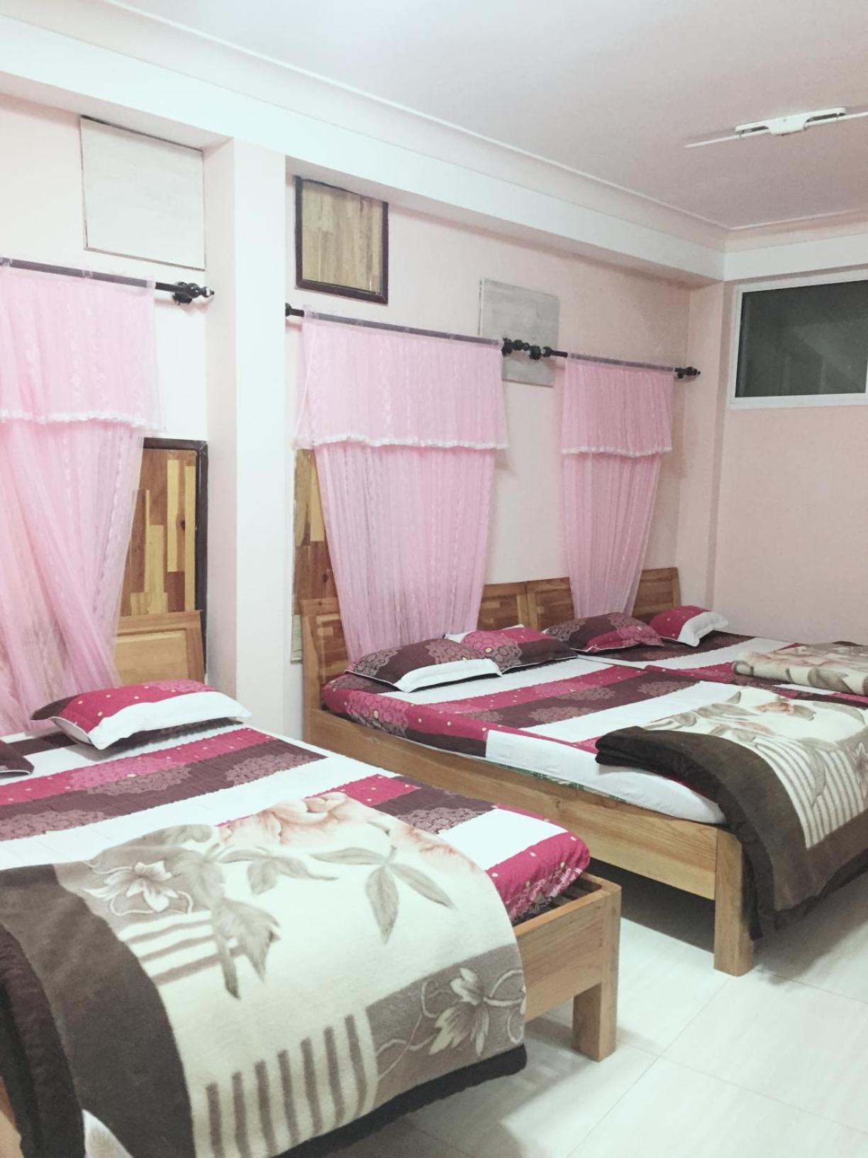 Quadruple Room With Private Bathroom