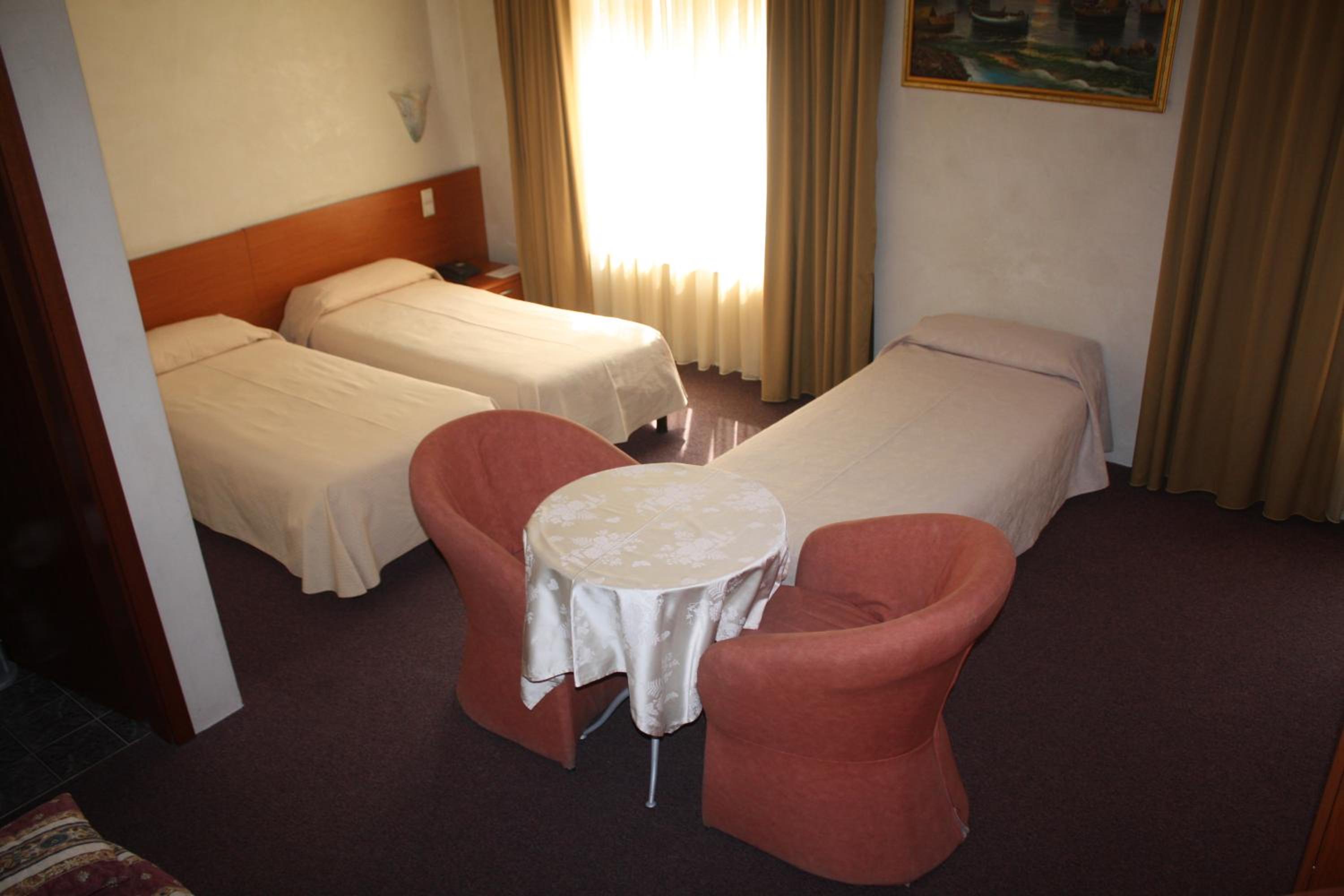 Triple Room photo 1