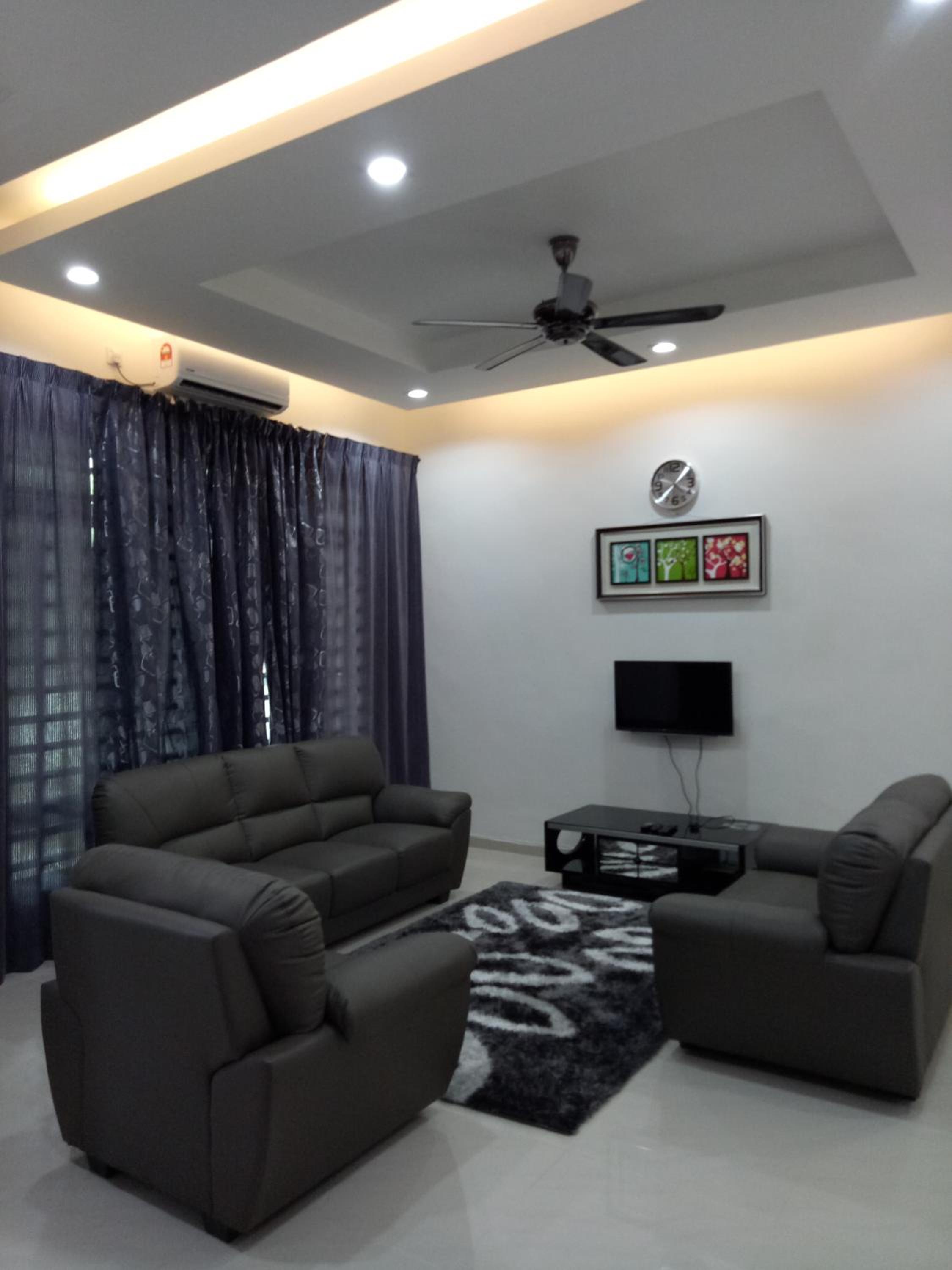 Four-Bedroom House photo 1