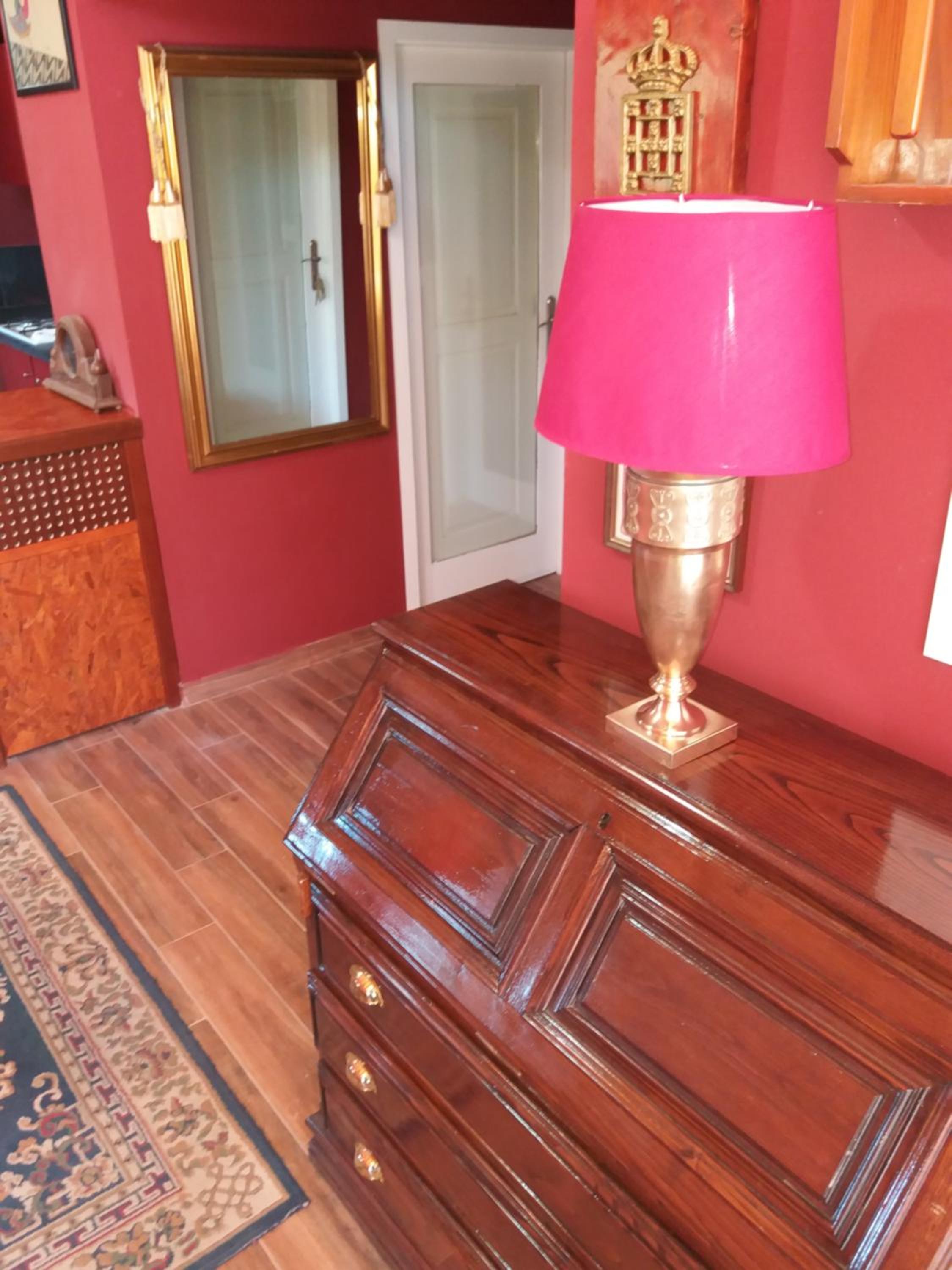Two-Bedroom House - Photo 32