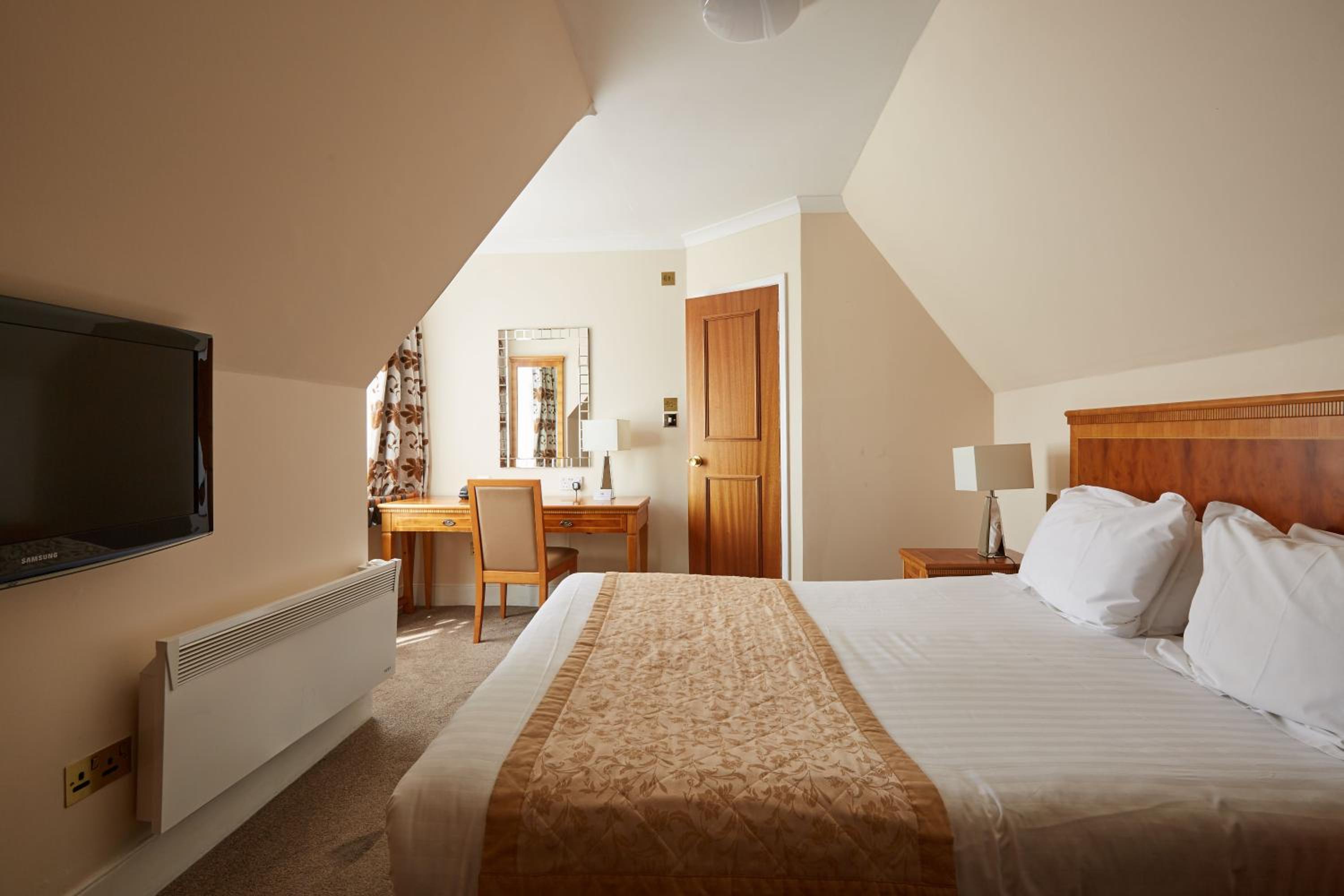 Standard Double Room - Photo 5