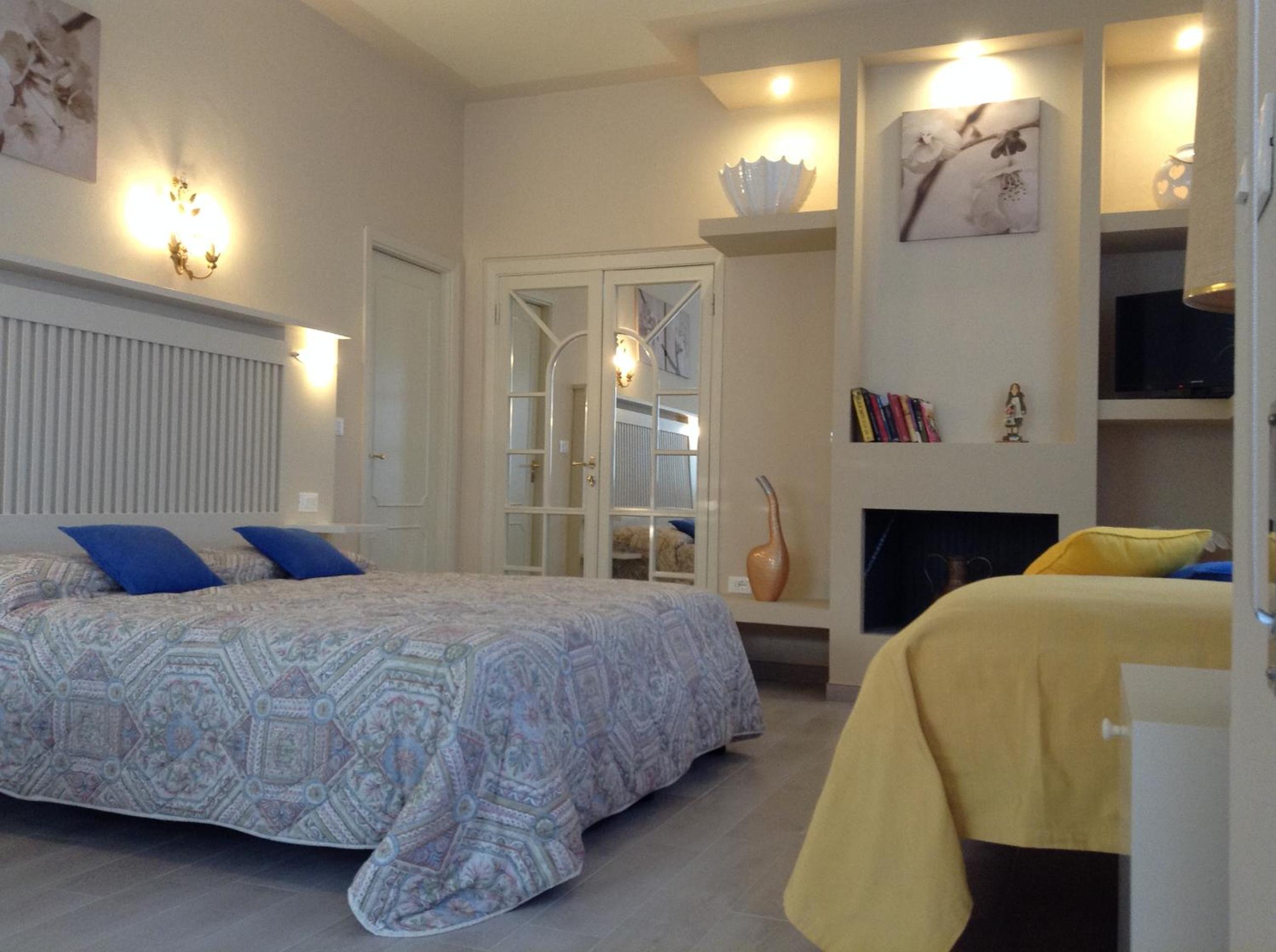 Quadruple room with Veranda photo 2