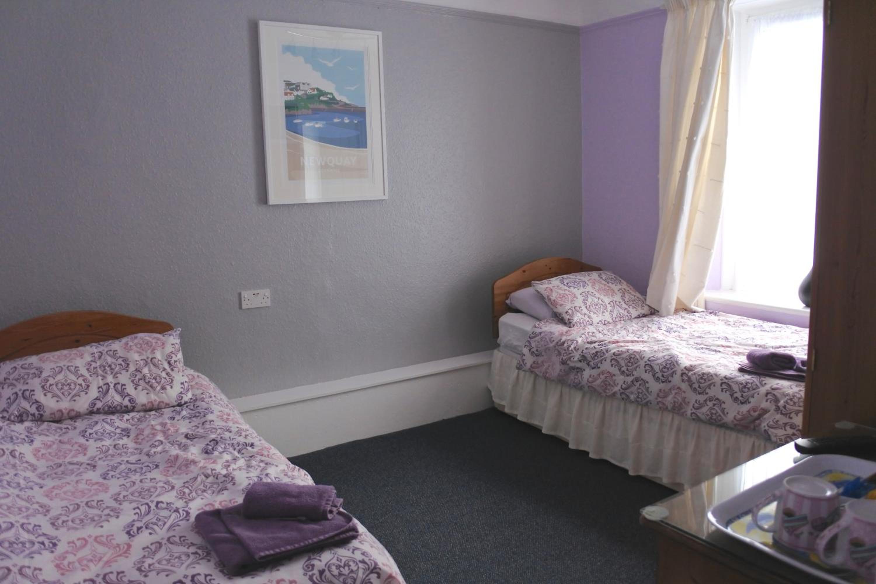 Double or Twin Room with Shower