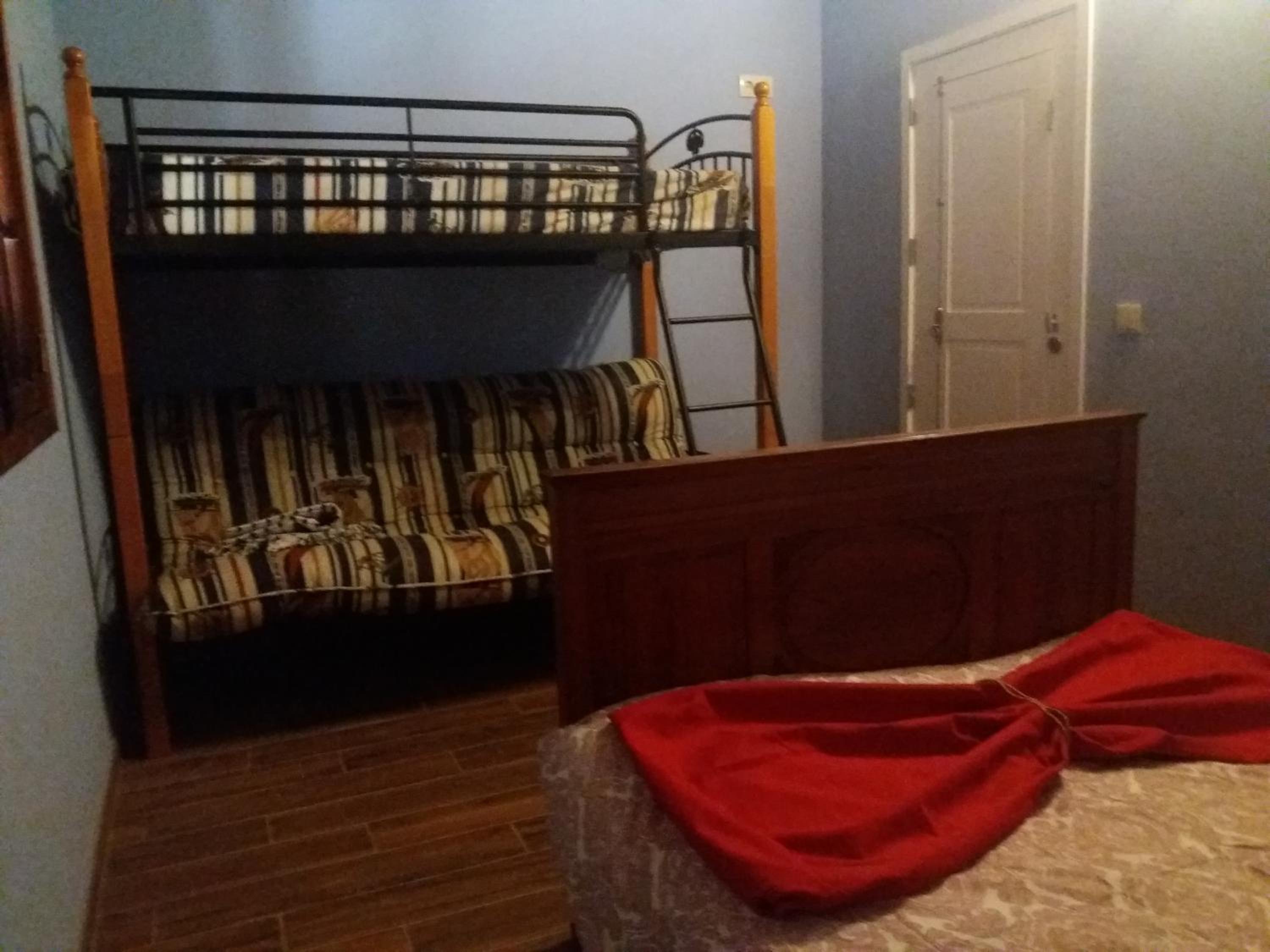 Two-Bedroom House - Photo 27