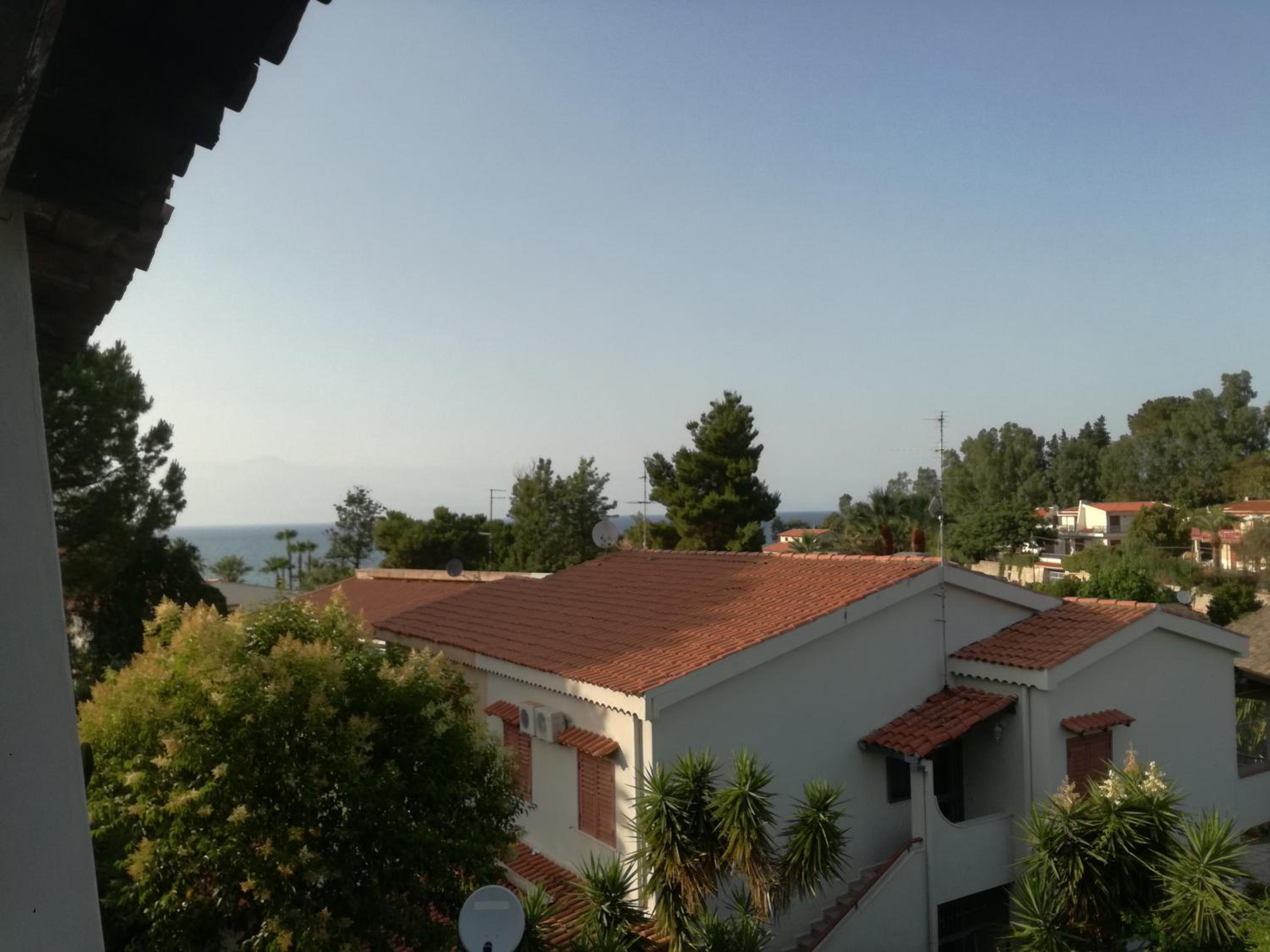 Two-Bedroom Apartment with Balcony photo 3
