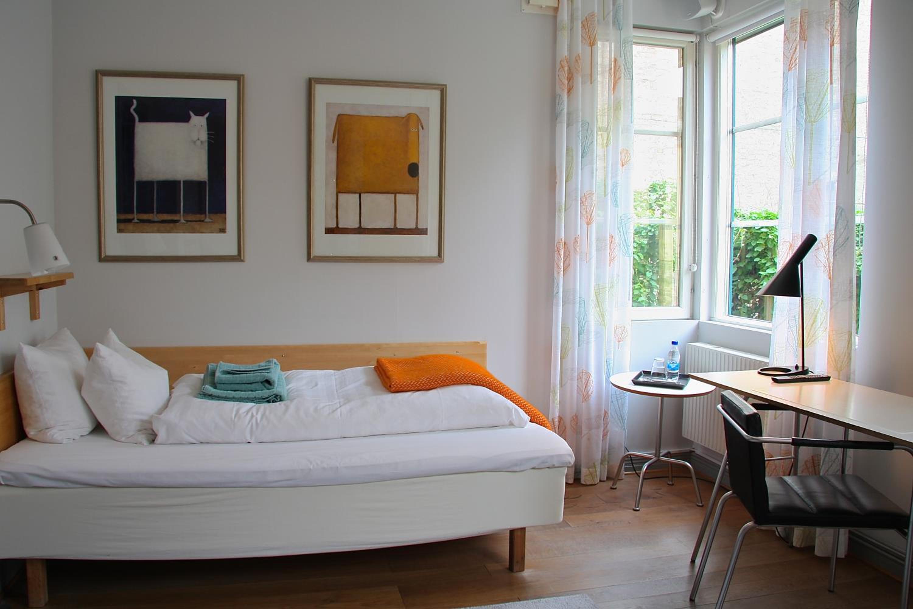 Single Room photo 3