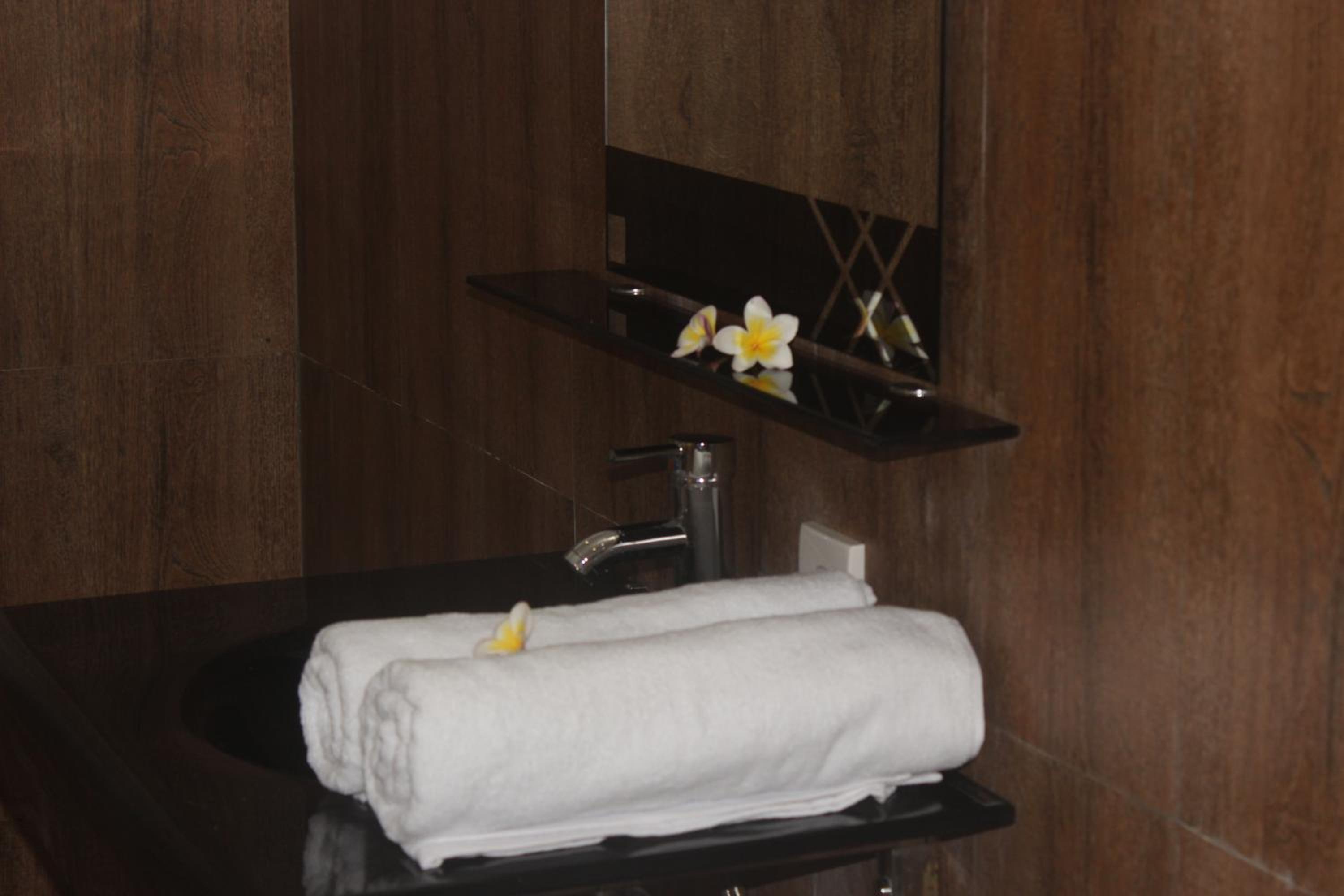 Double Room - Photo 6
