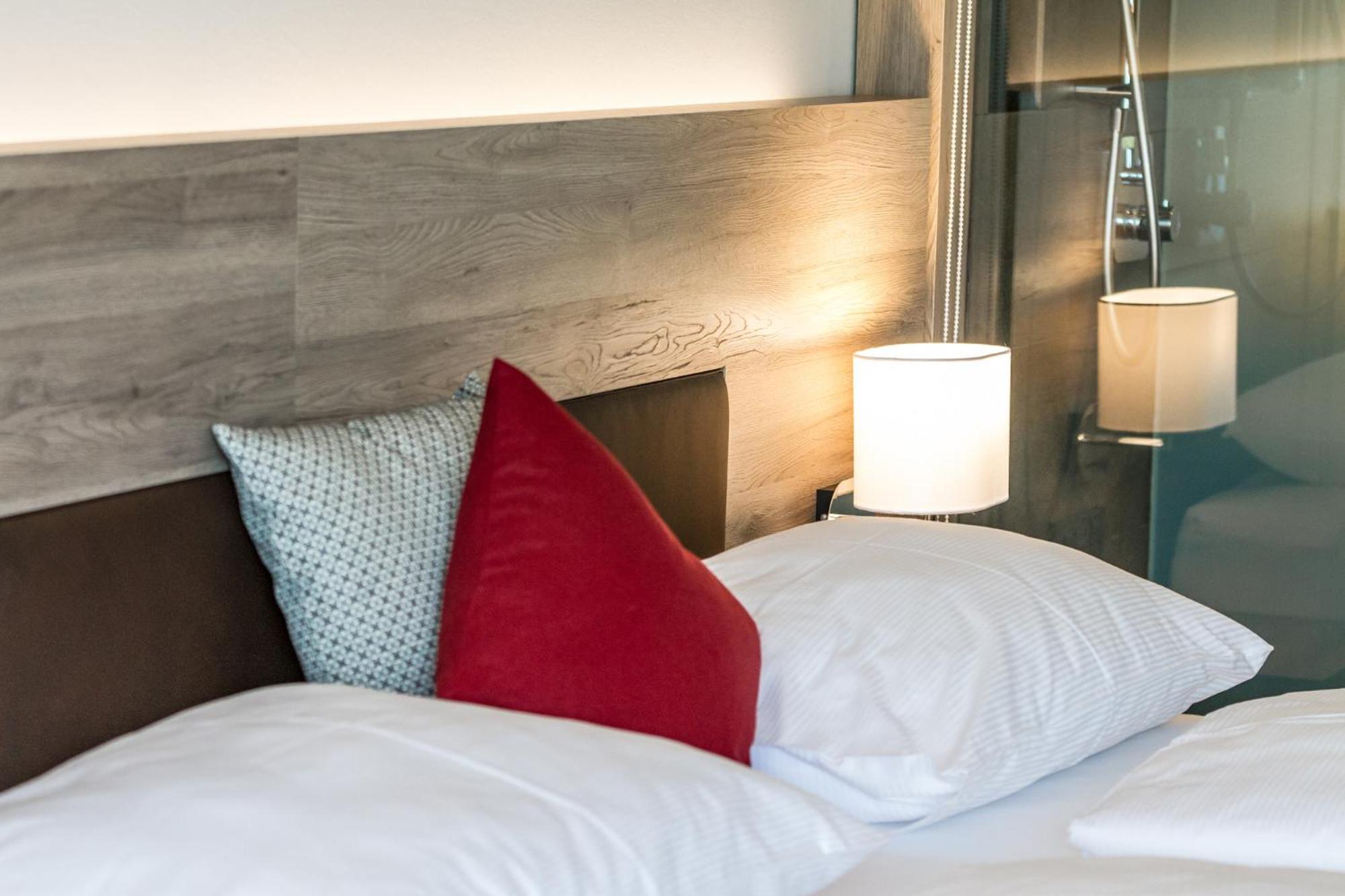 Deluxe Double Room with Balcony photo 1