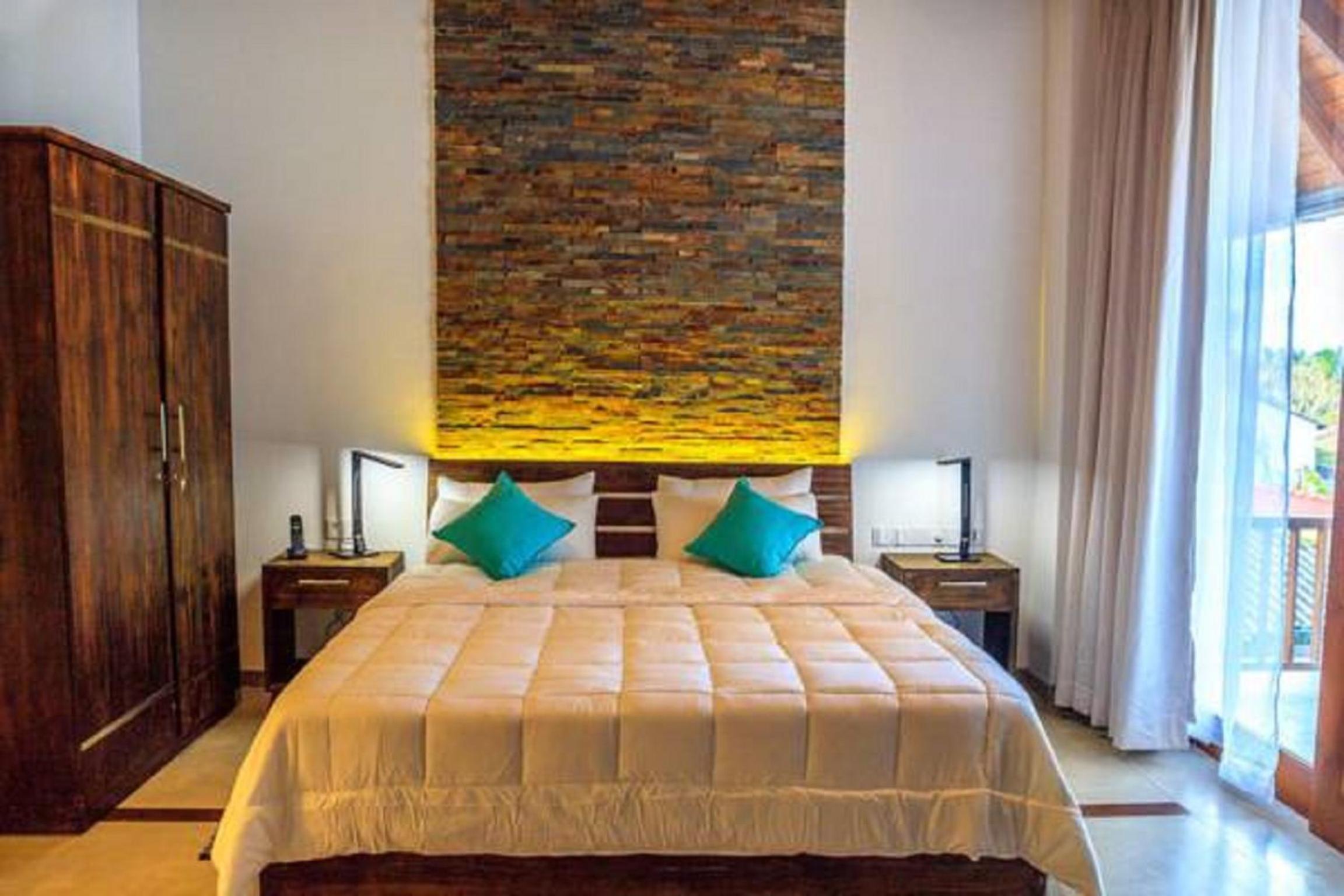 Deluxe Room - 15% off on Spa Treatments photo 2