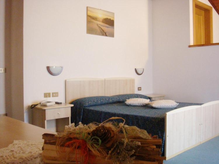 Suite with Mountain View photo 3