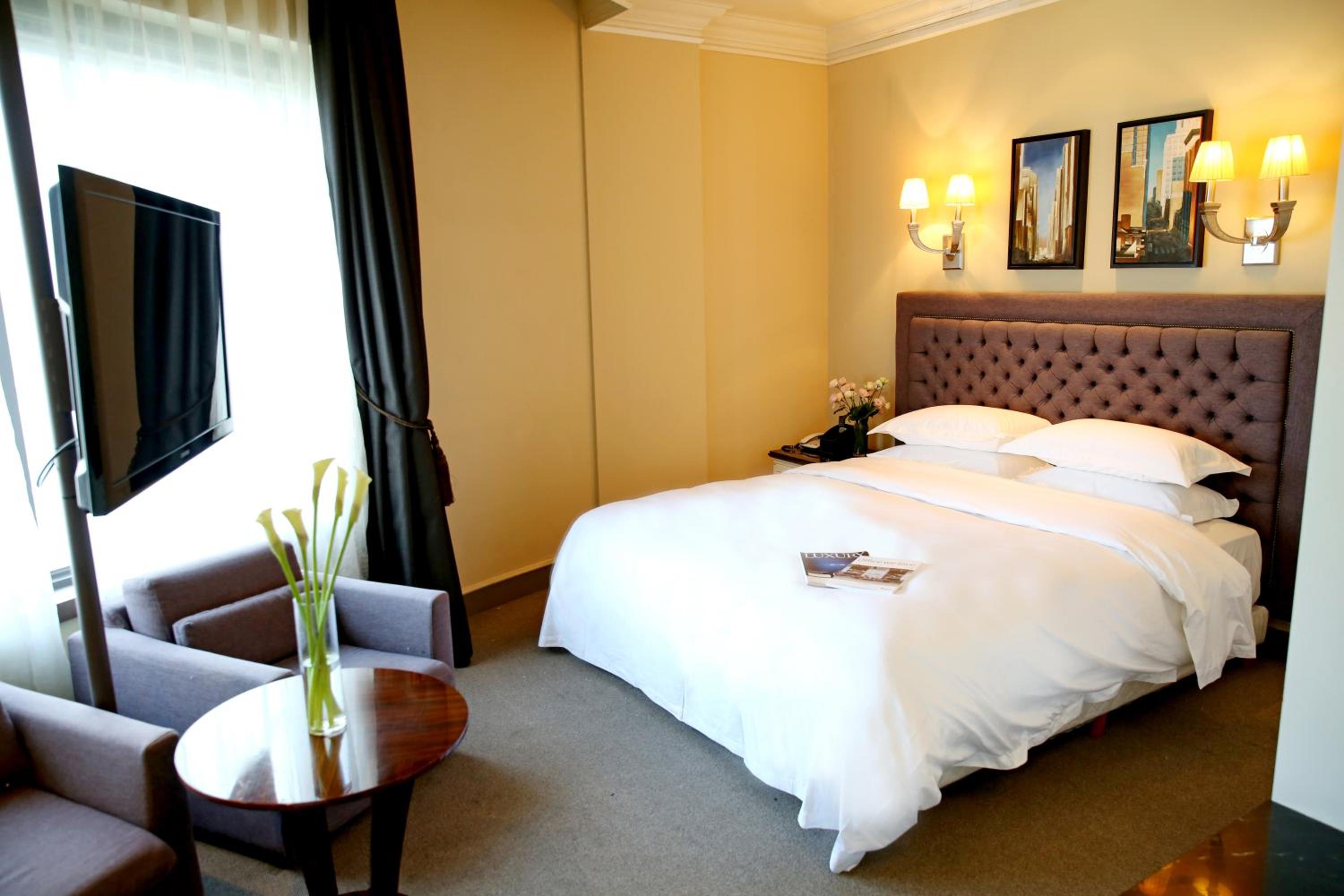 Deluxe Double Room with City View