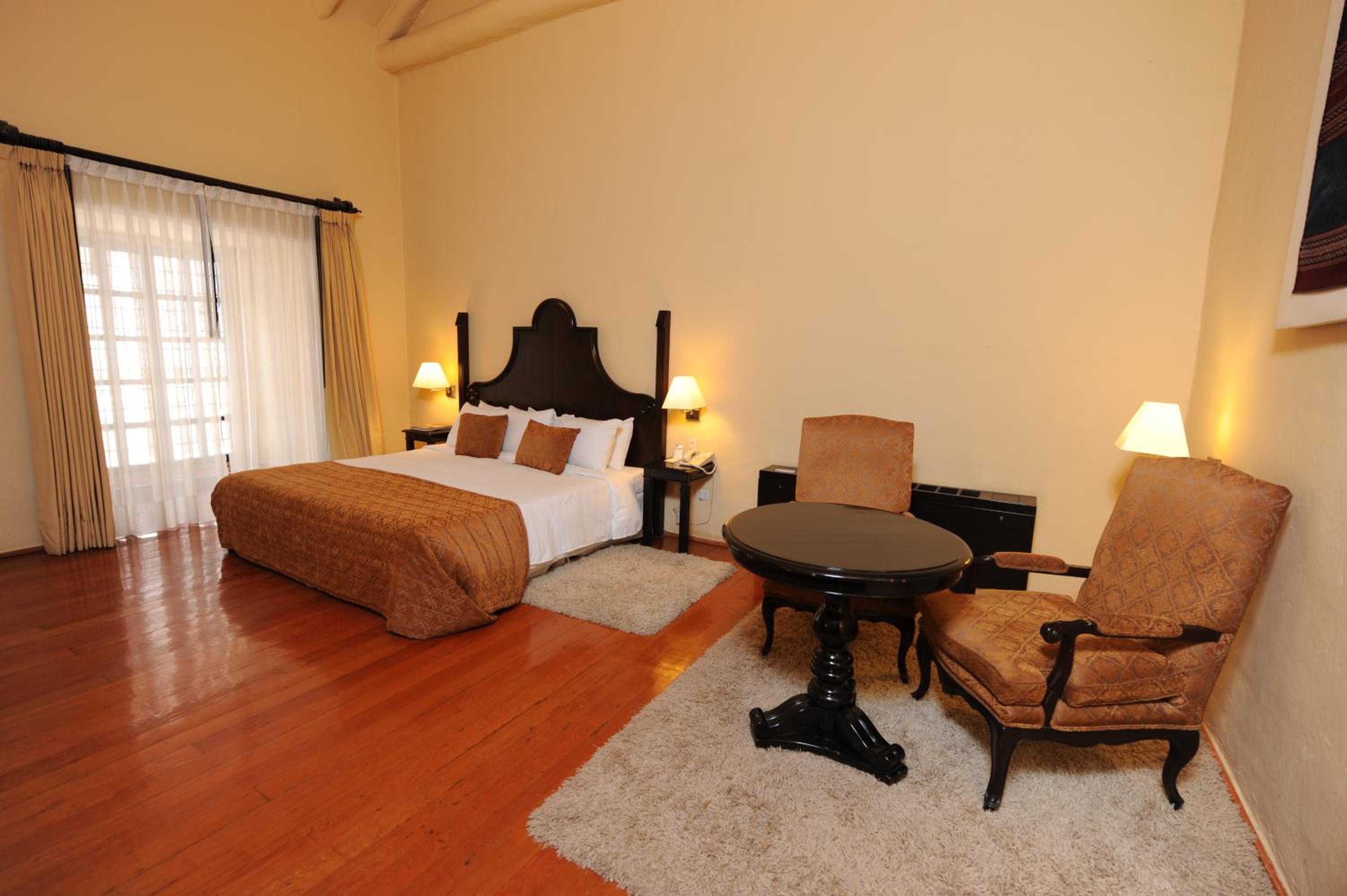Colonial Double Room - Photo 8