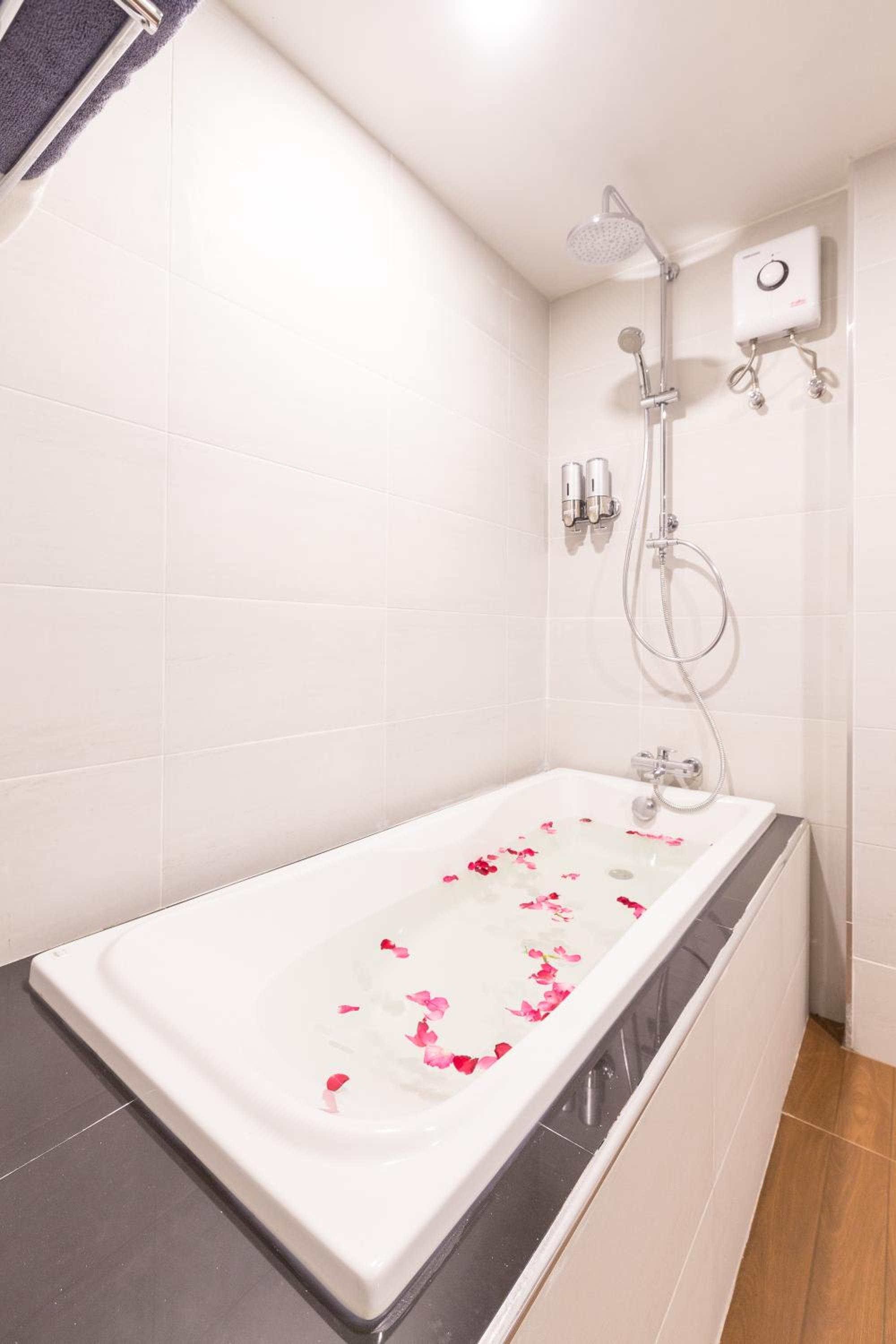 Grand Deluxe Double or Twin Room - Photo 5