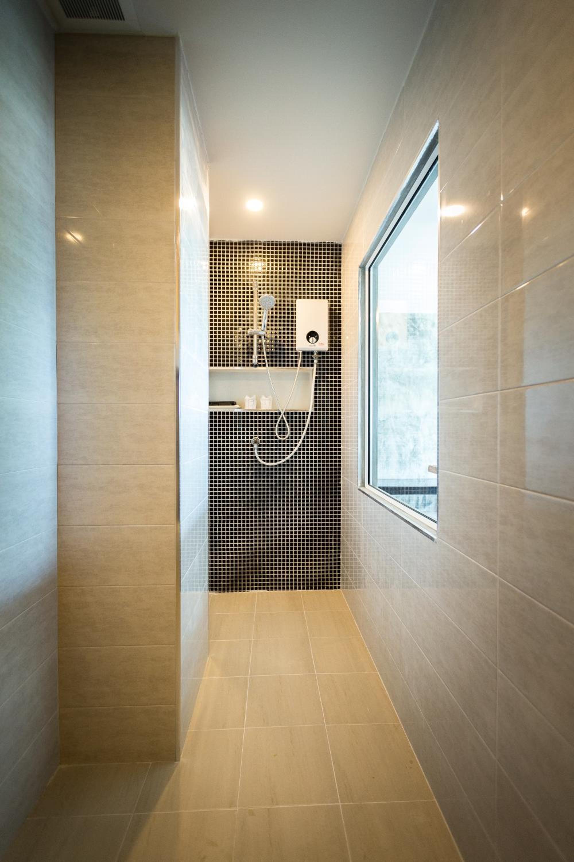 Grand Deluxe Double or Twin Room with Sea View - Photo 2