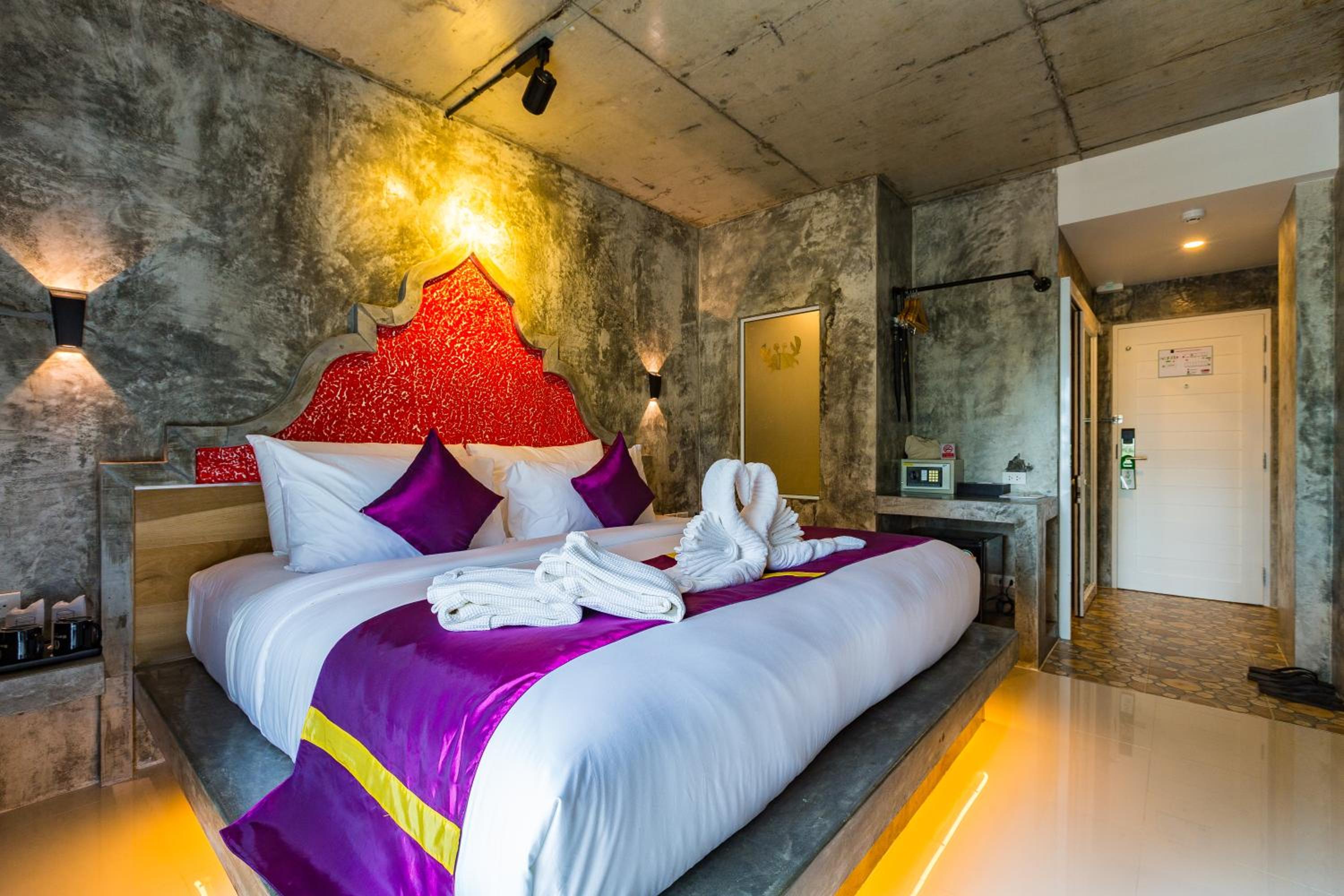 Deluxe Double or Twin Room - Photo 1