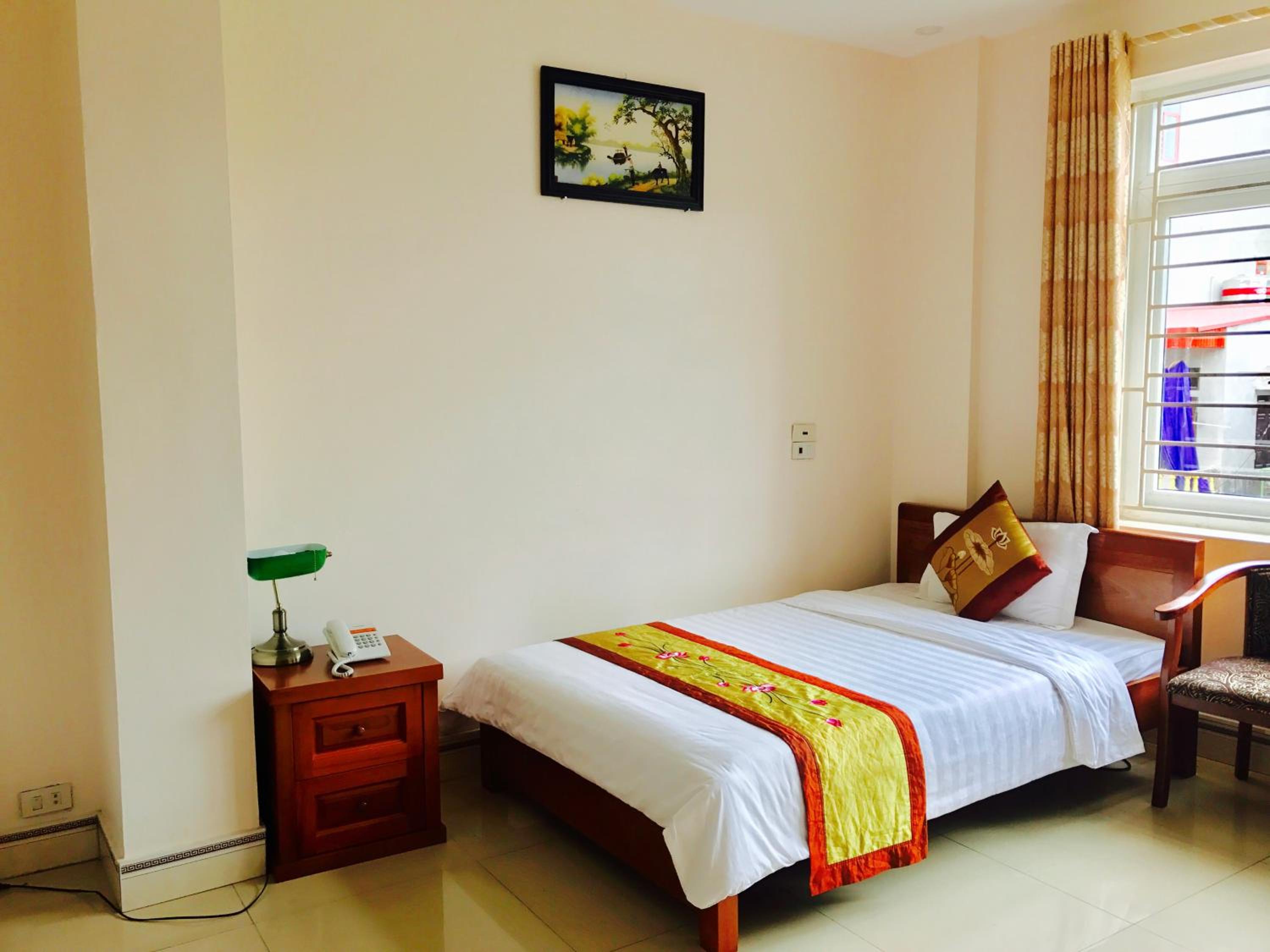 Basic Triple Room
