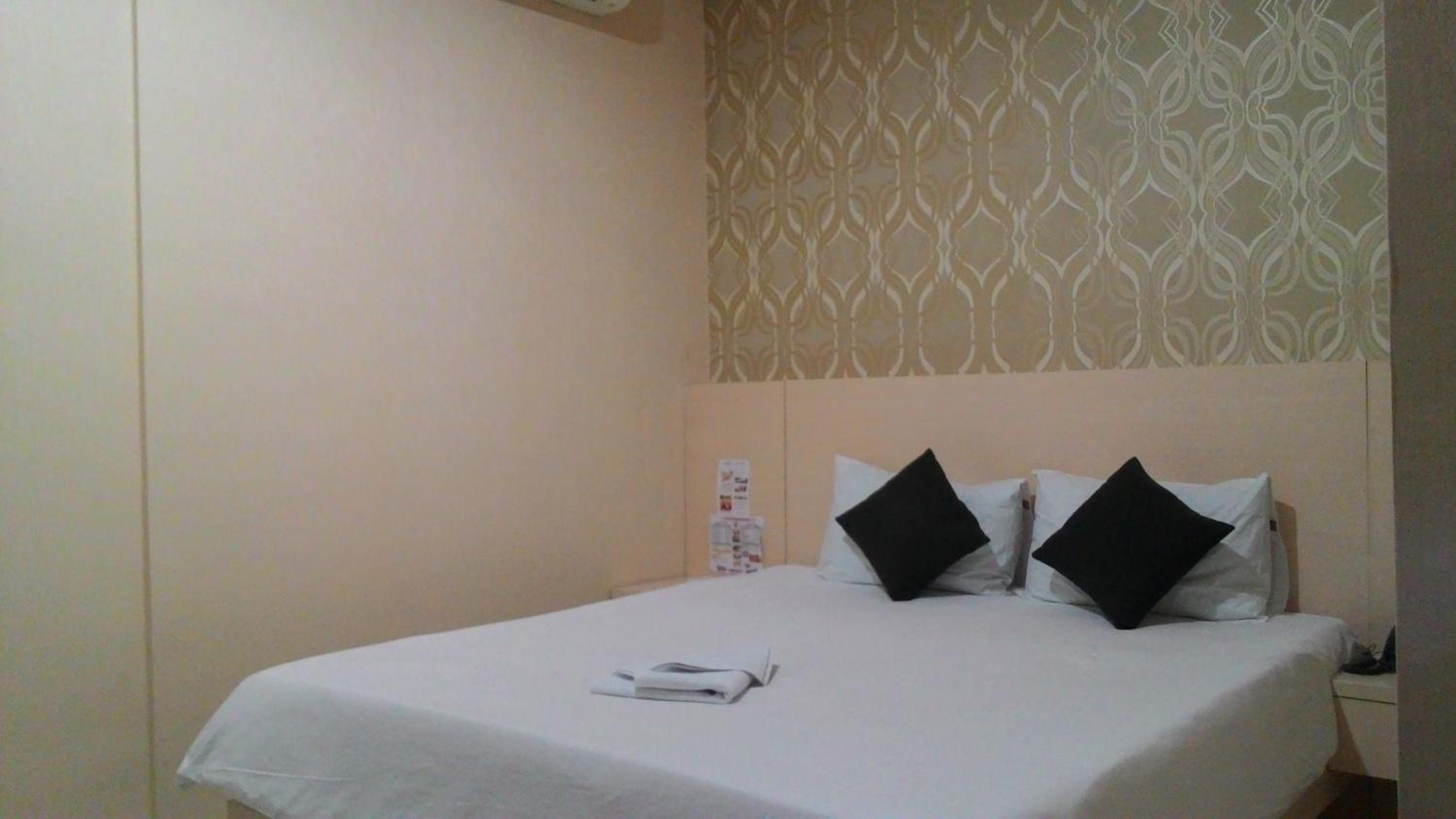 Deluxe Double Room - Photo 6
