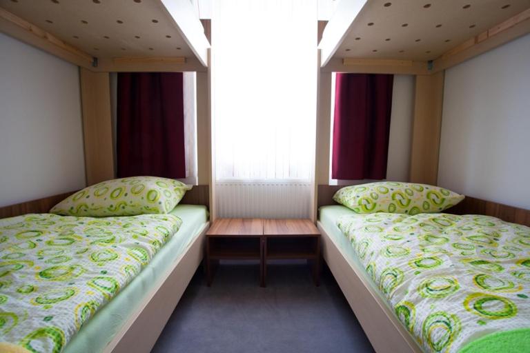 Basic Triple Room - Photo 1