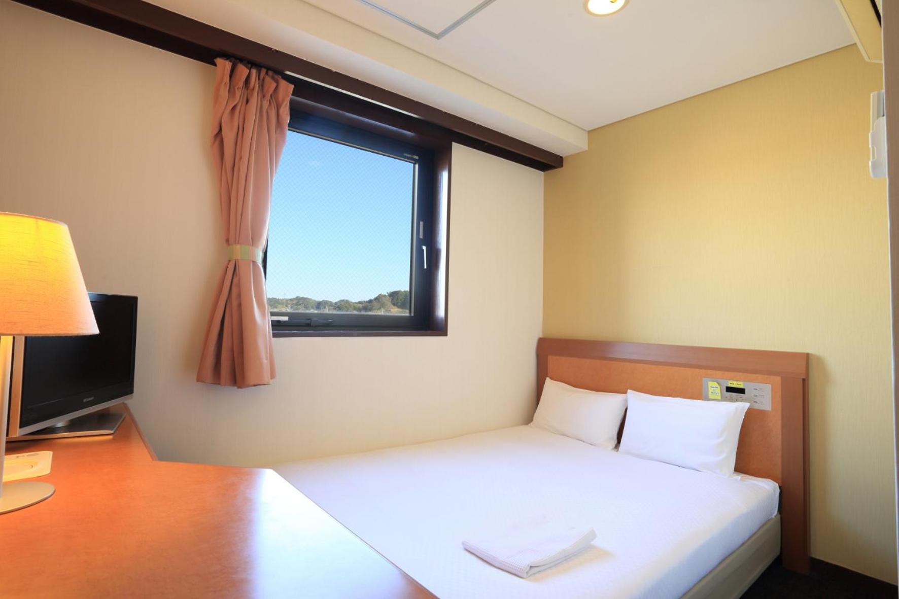 Double Room With Small Double Bed - Non-Smoking