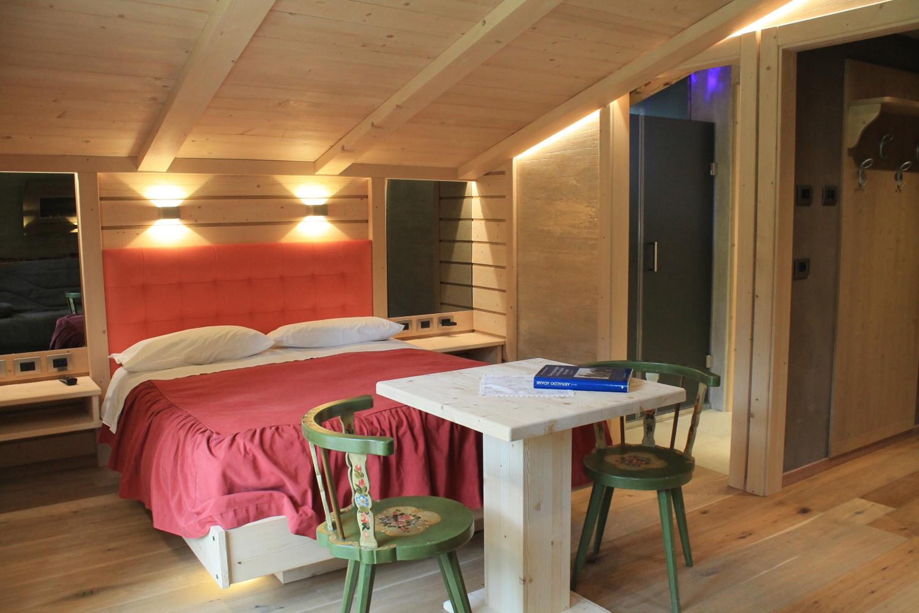 Junior Suite with Mountain View