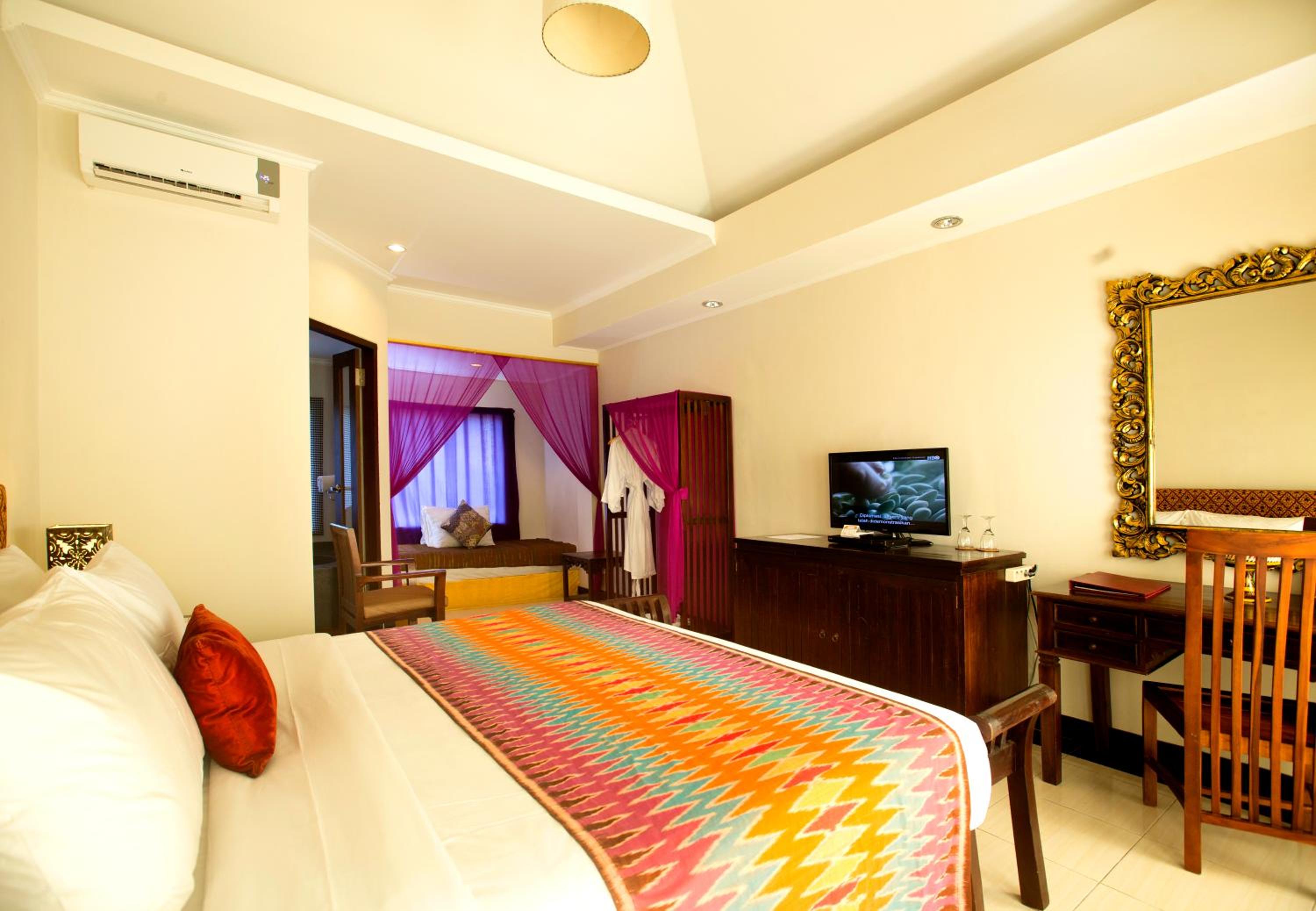 Deluxe Room - Photo 1
