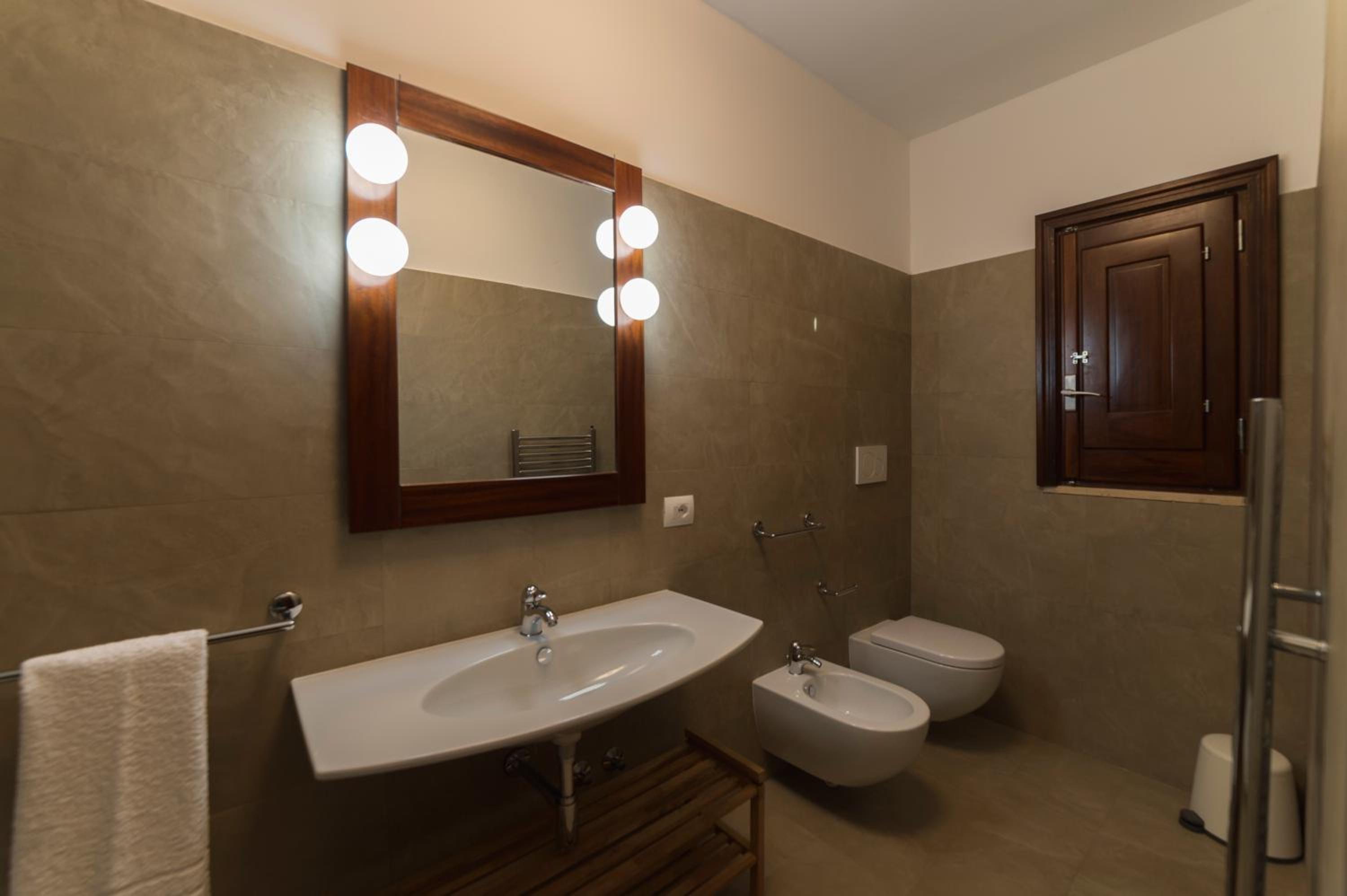 Deluxe Double Room with Sea View photo 3