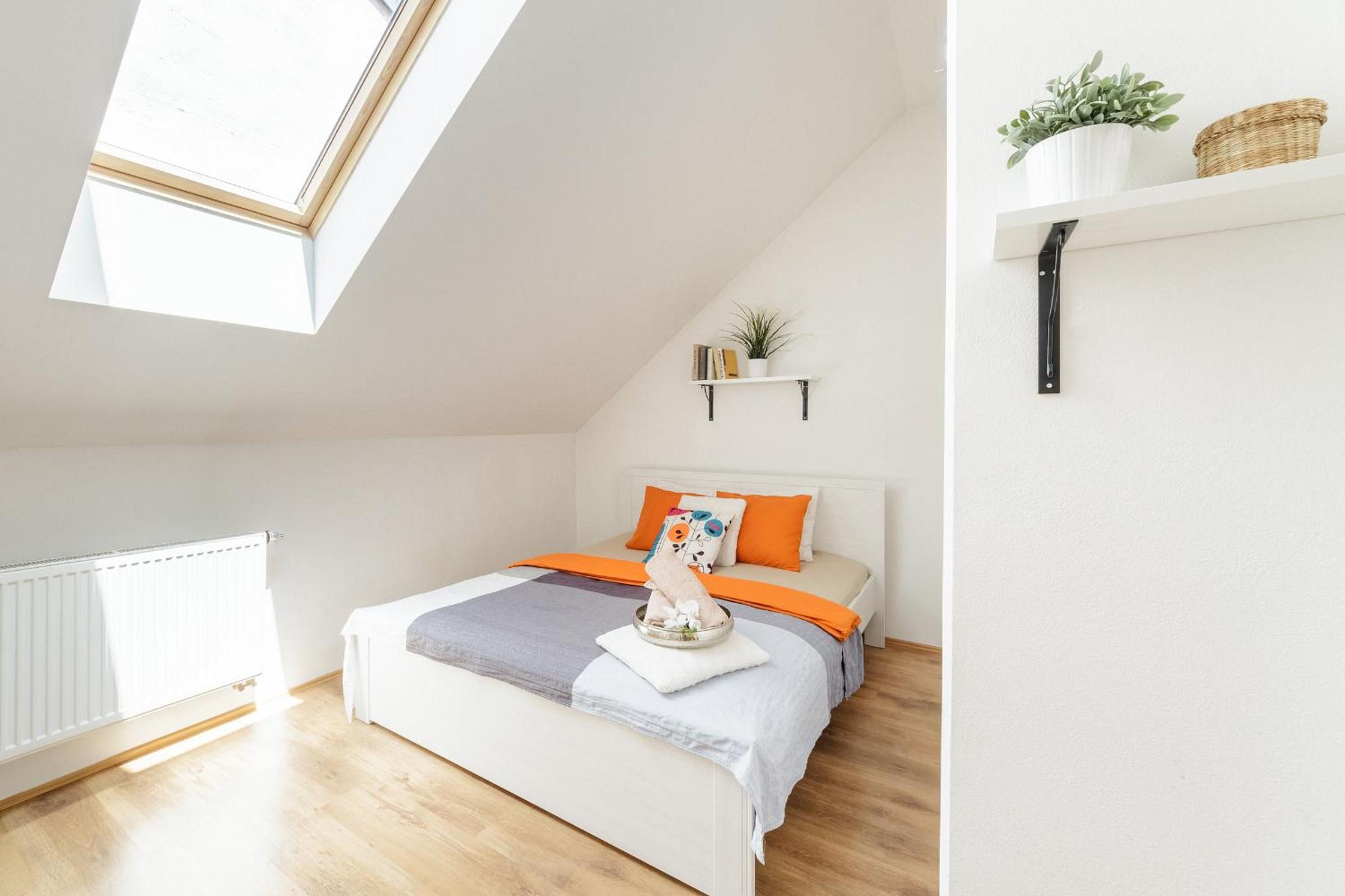 Two-Bedroom Apartment - Photo 8