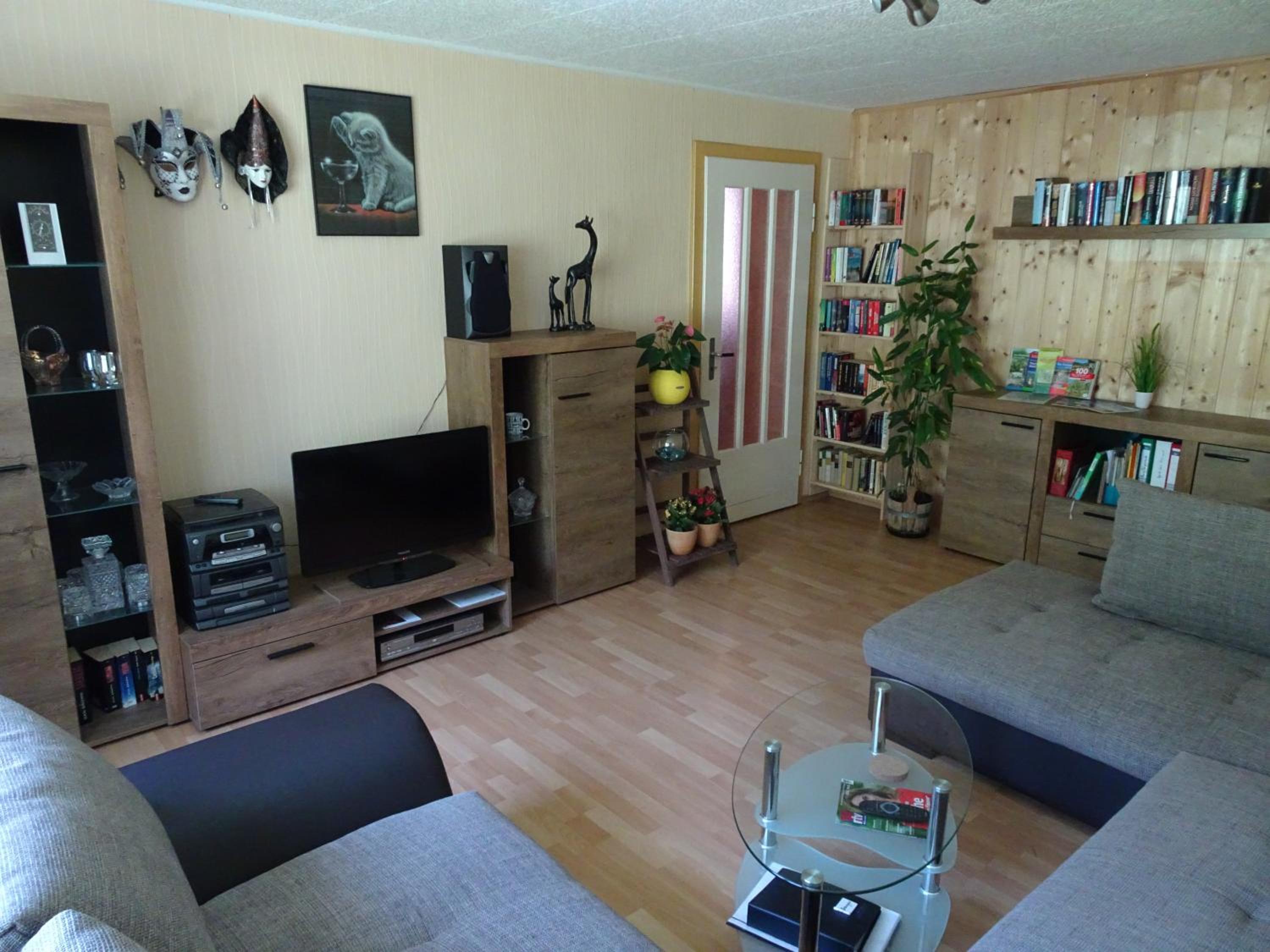 Apartment - Split Level - Photo 16