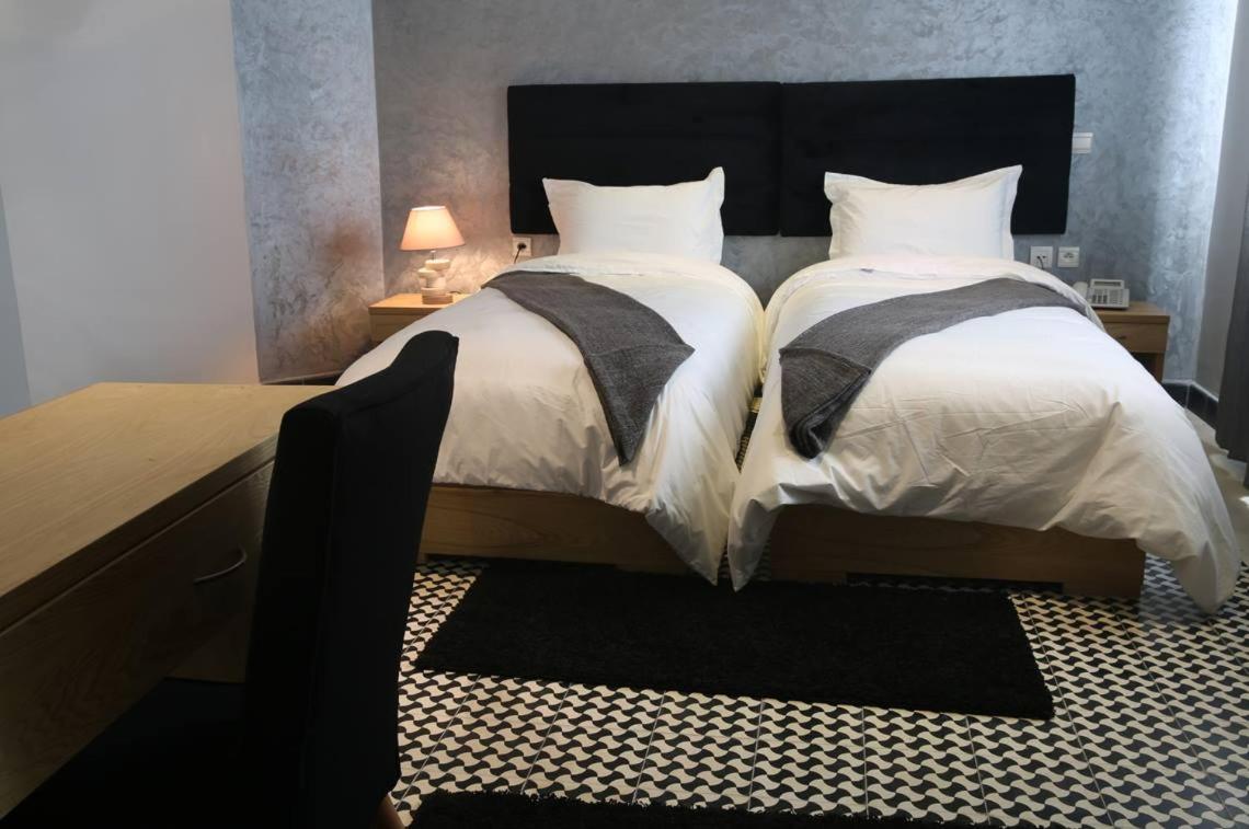 Double Room (2 Adults + 1 Child) photo 2