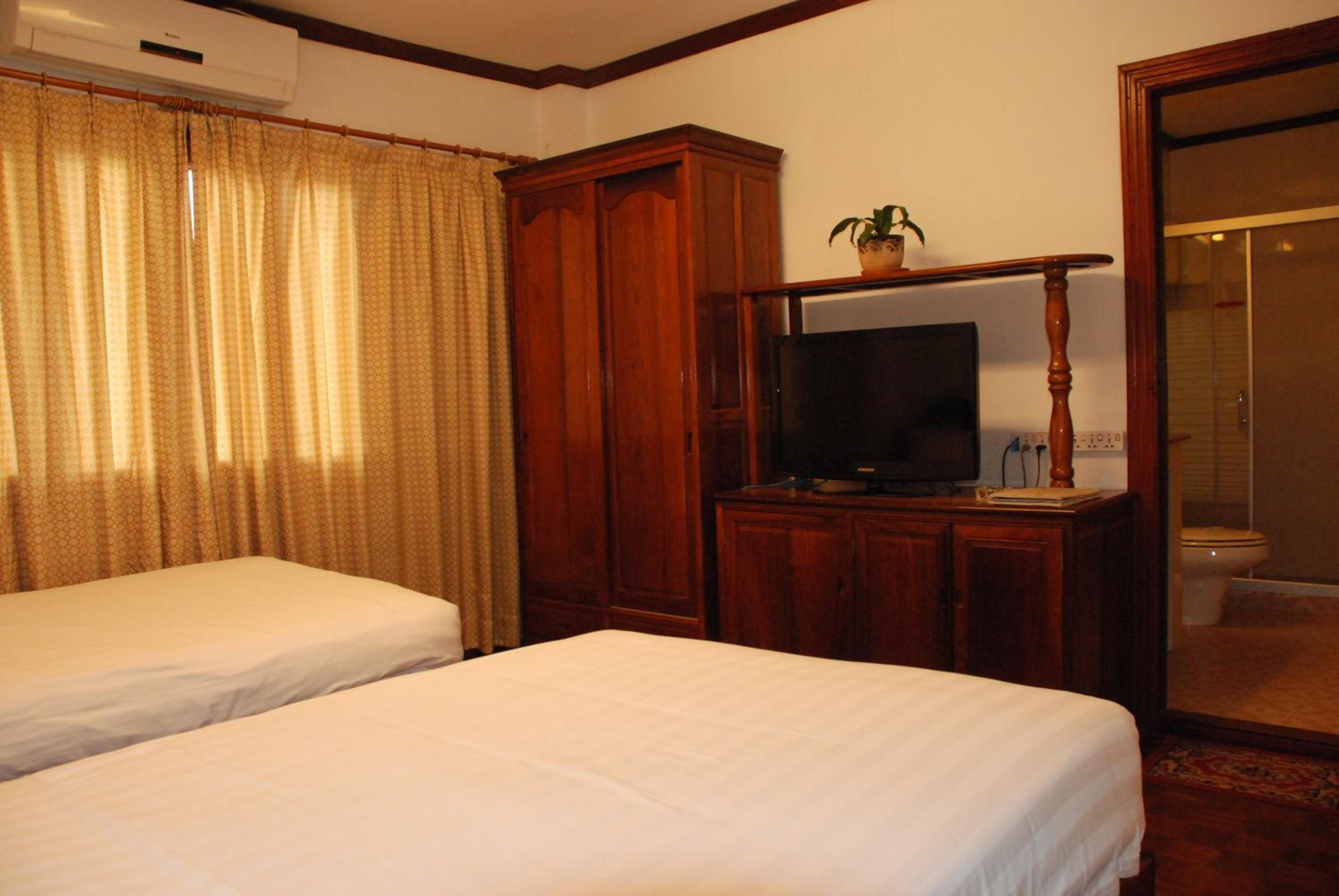 Standard Twin Room photo 1