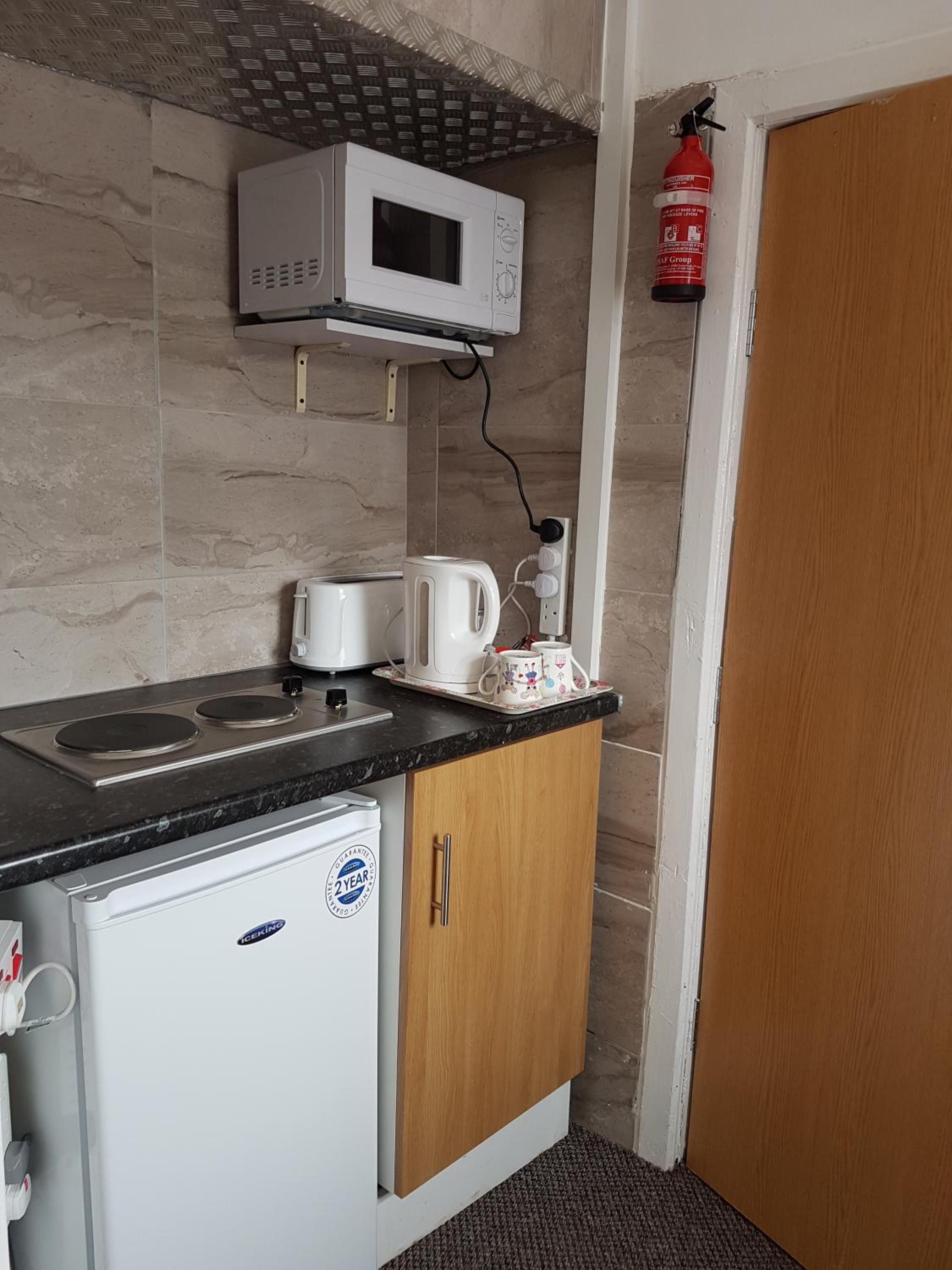 Apartment - Ground Floor - Photo 2