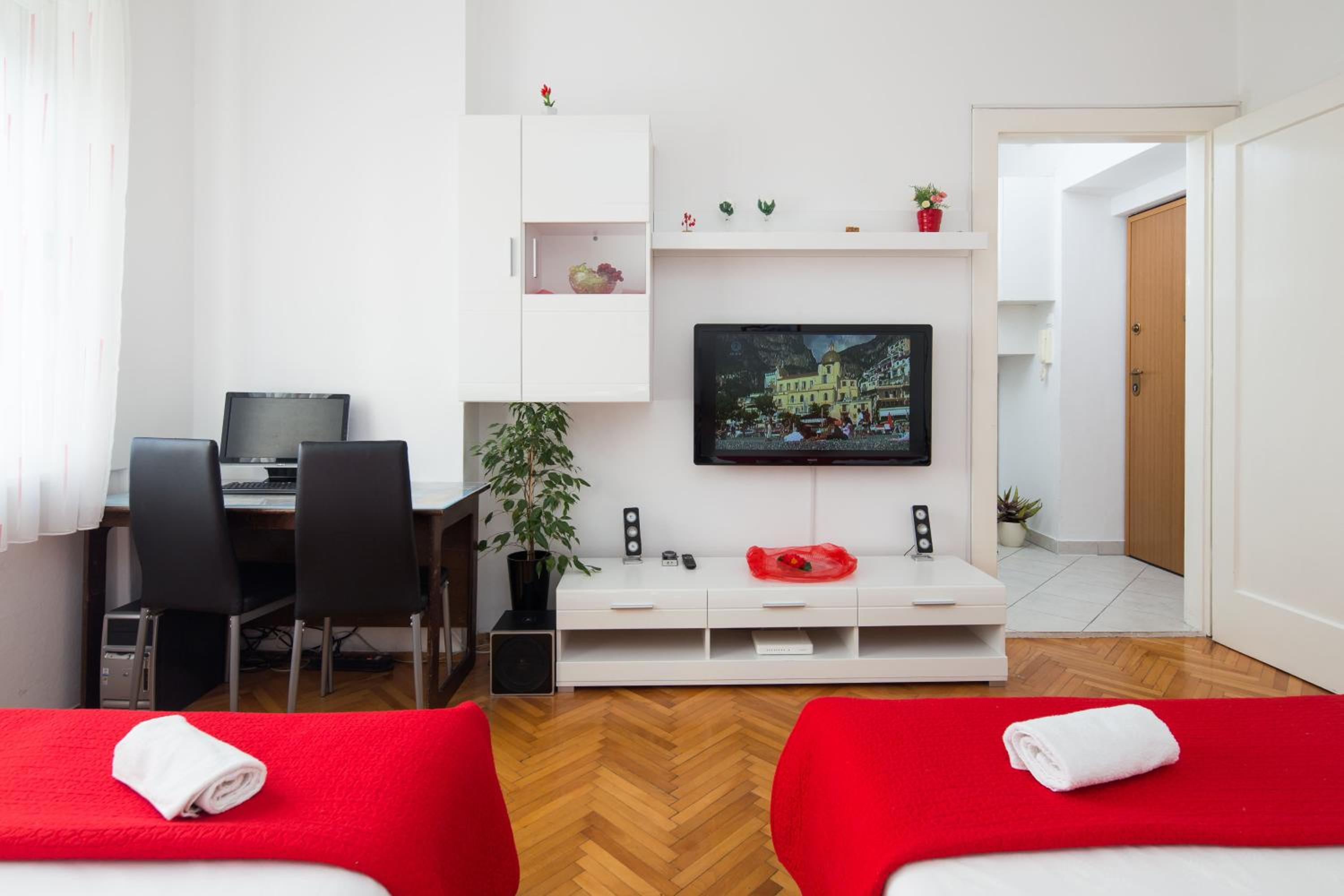 Apartment With Sea View