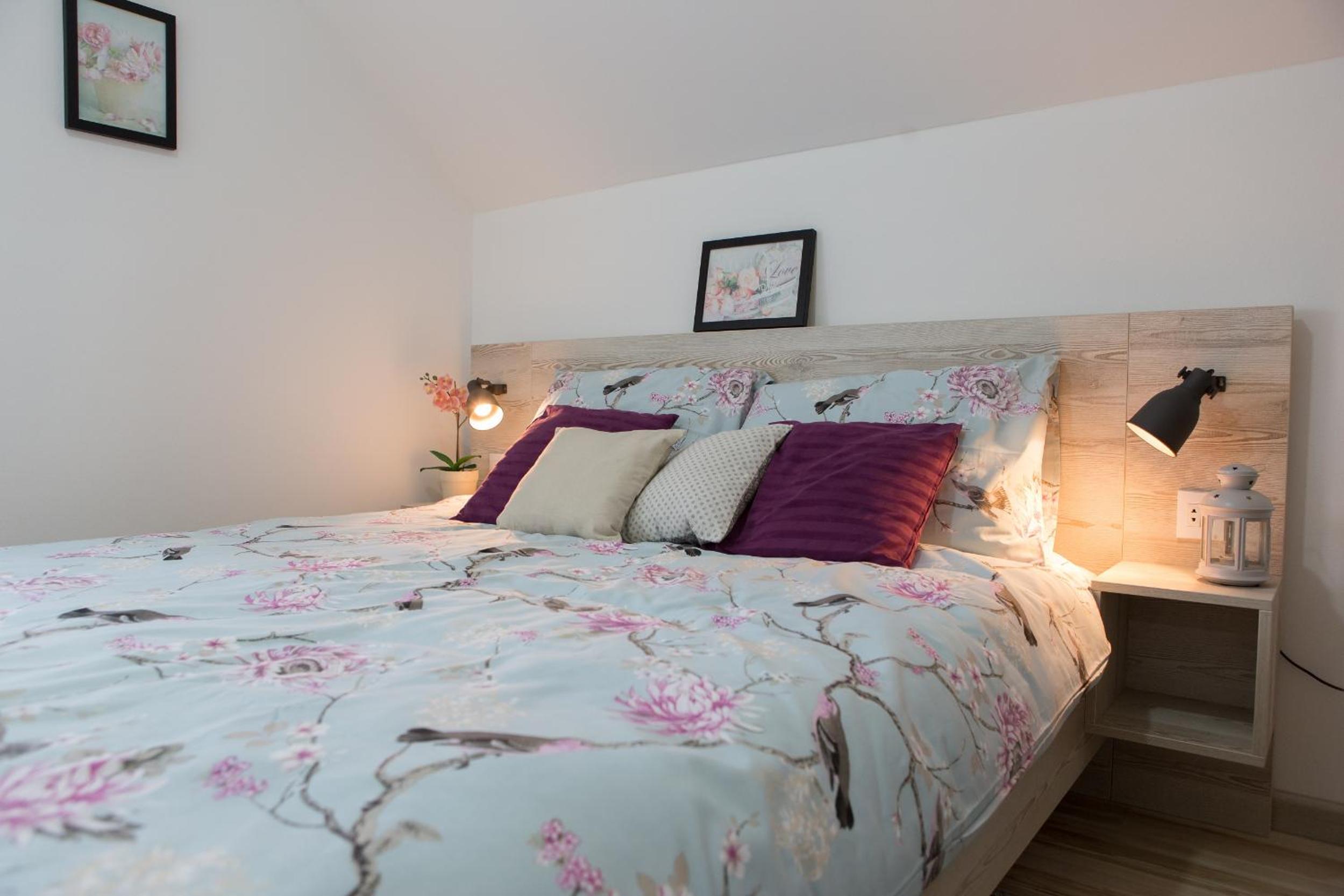 Two-Bedroom Apartment - Photo 22