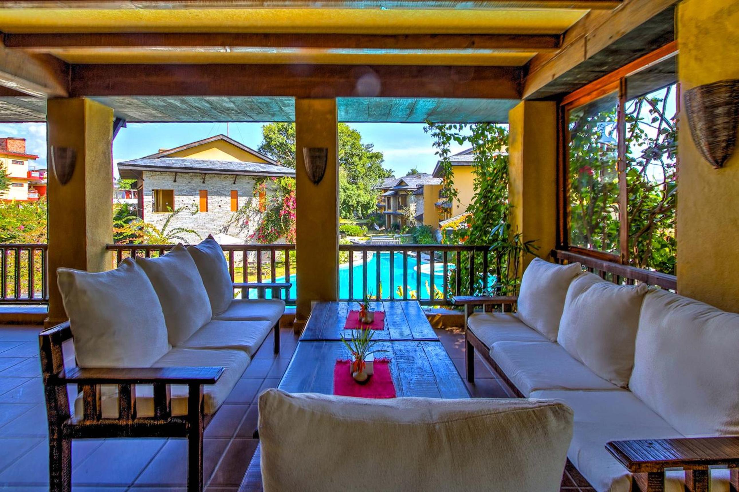 Executive Suite with Balcony - Photo 16