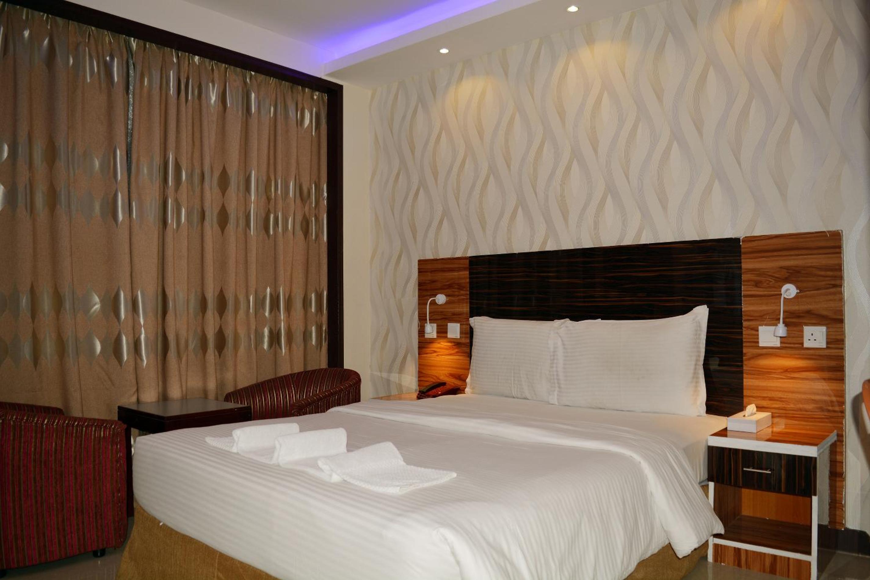 Single Room photo 2