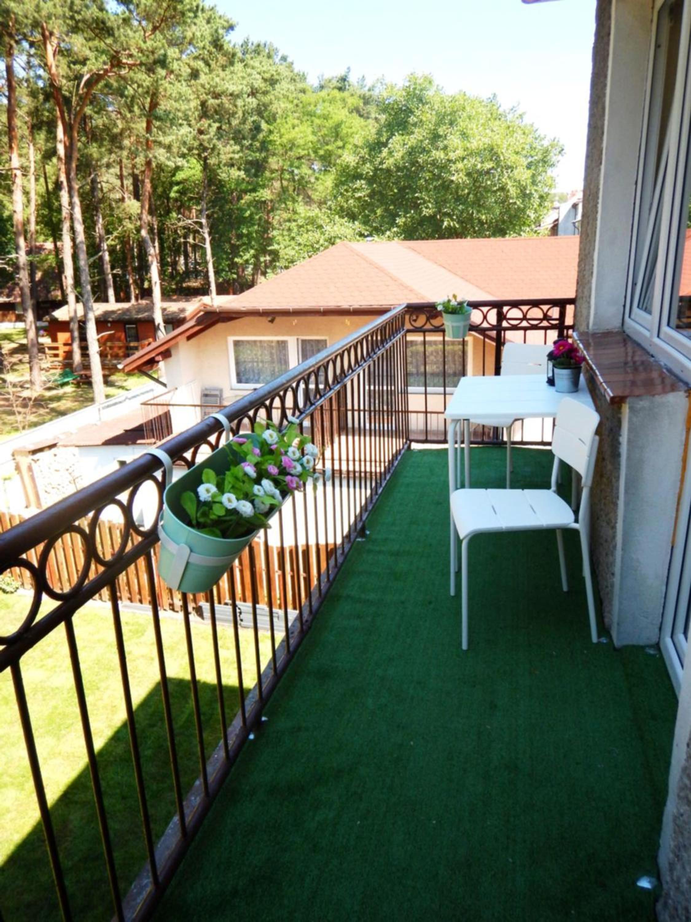 Apartment with Balcony - Photo 22