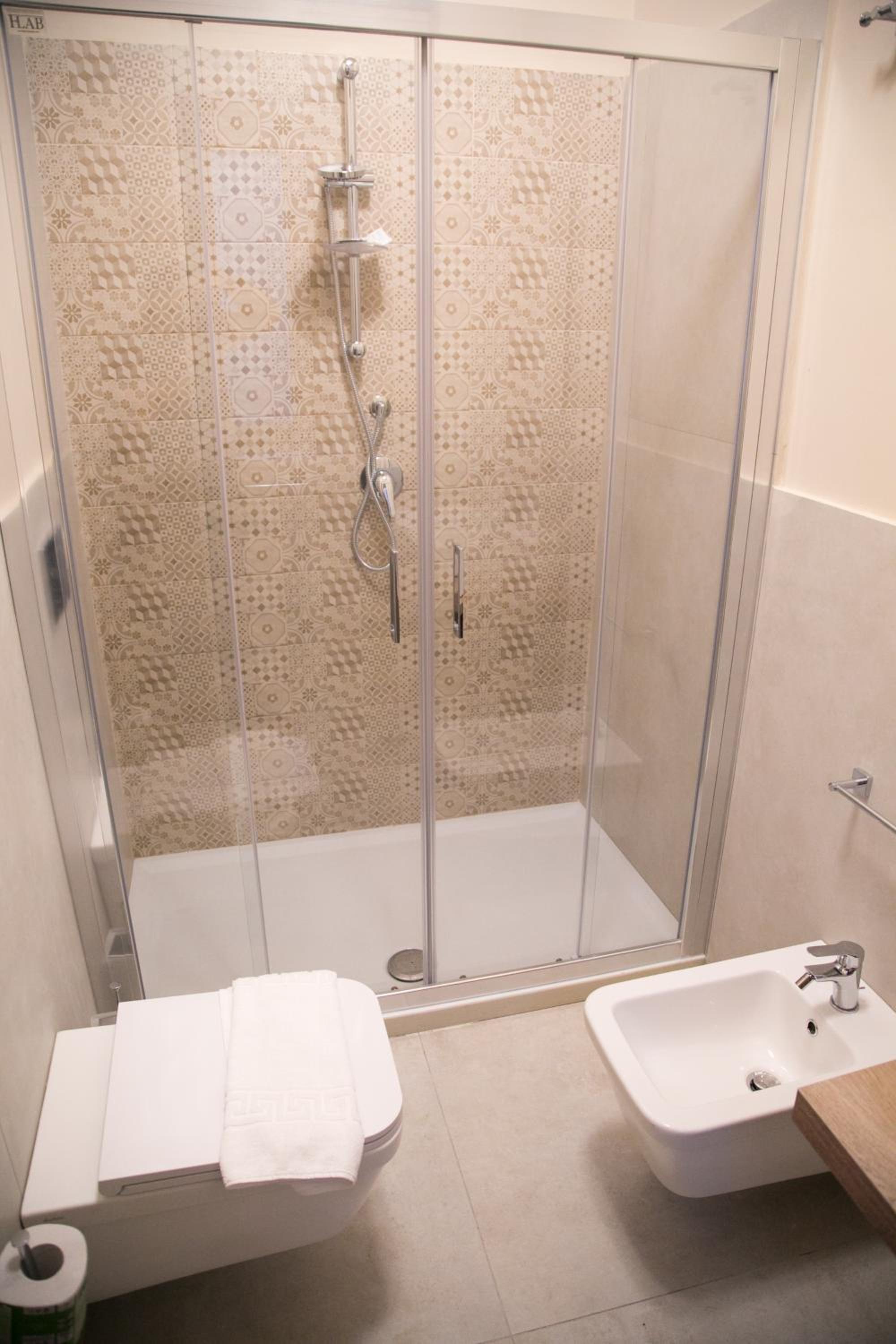 Standard Triple Room photo 3