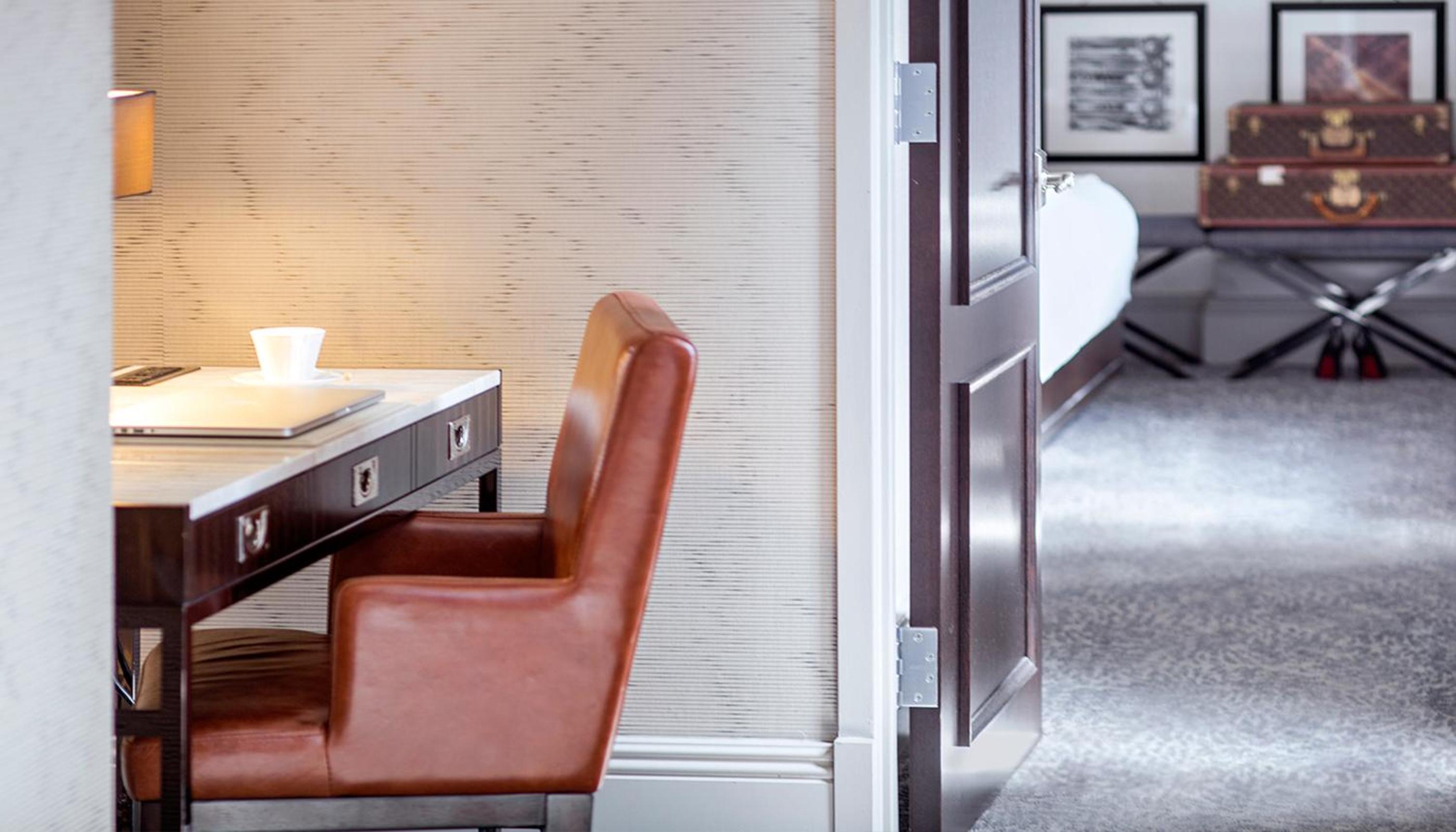 One-Bedroom Suite thumbnail 5