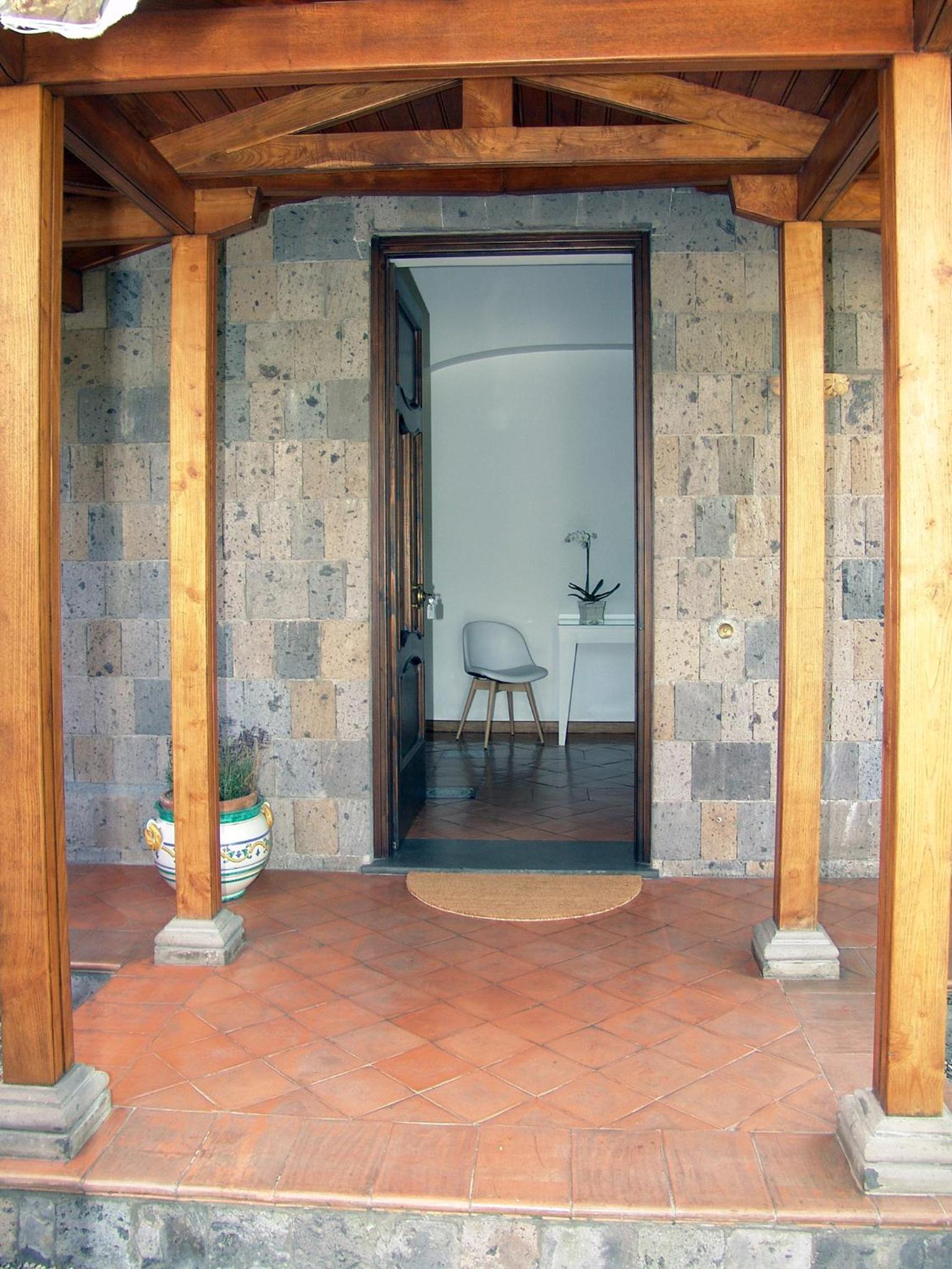 Junior Suite with Garden View - Photo 11